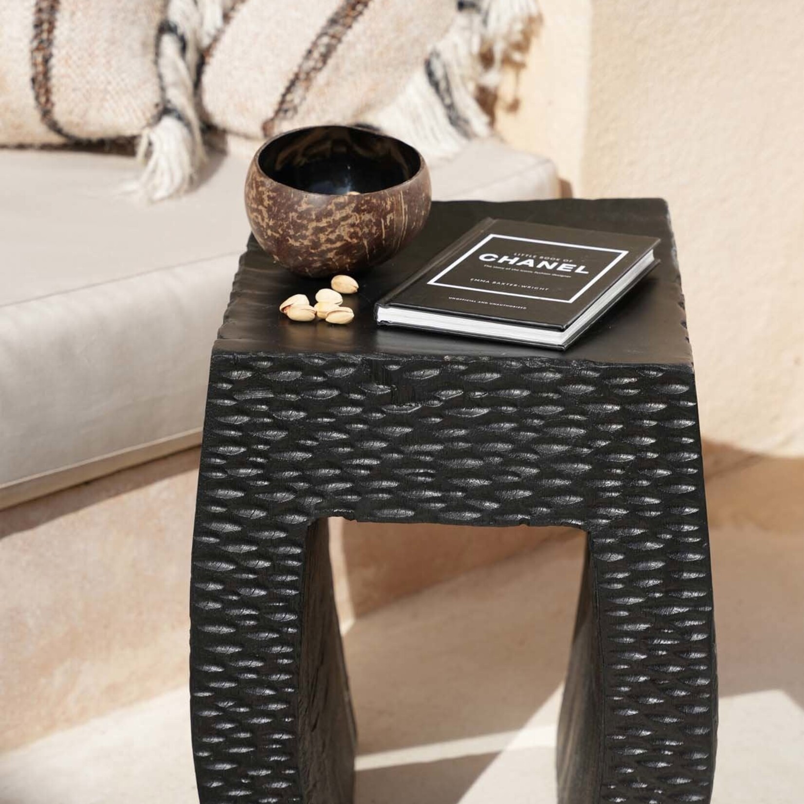 Bazar Bizar Antwerp The Montano Stool - Black