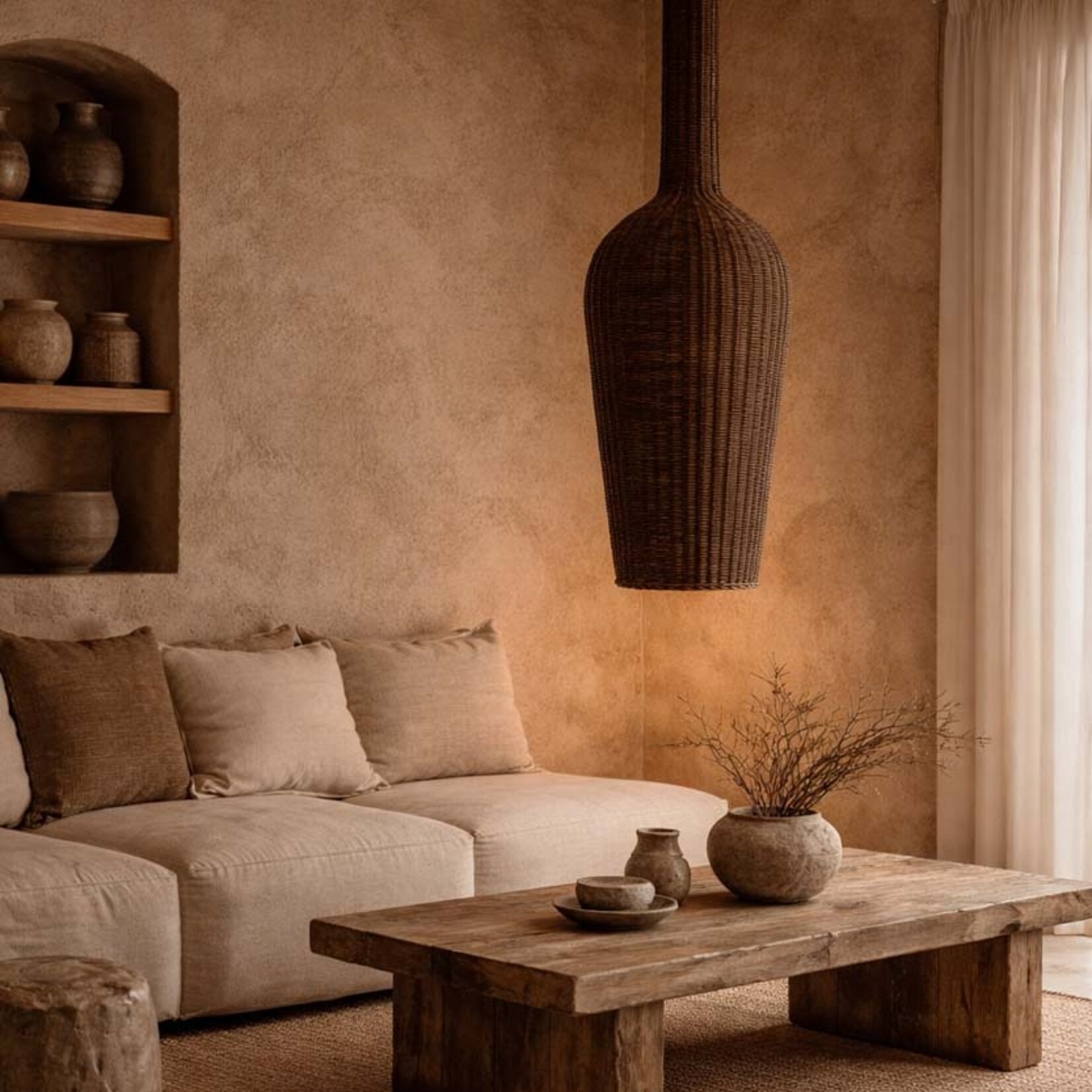 Bazar Bizar Antwerp The Amphora Pendant - Dark Walnut - XXL