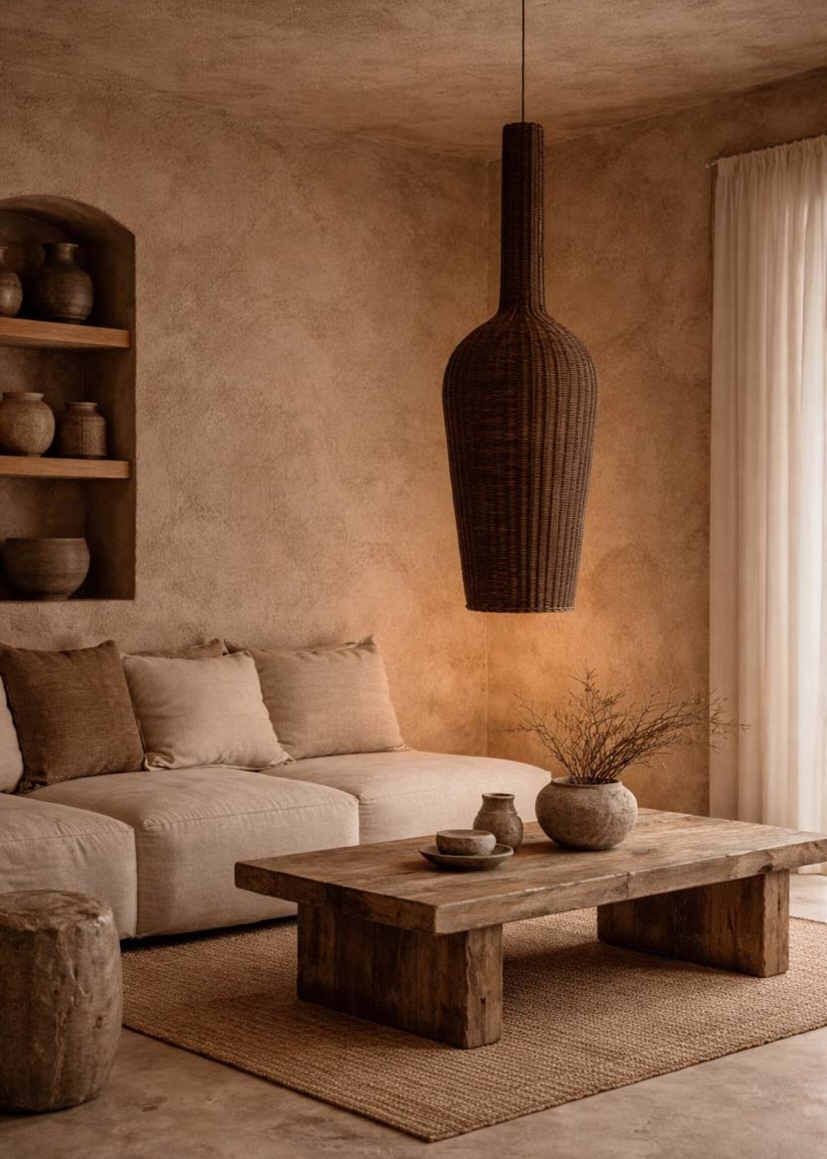 Bazar Bizar Antwerp The Amphora Pendant - Dark Walnut - XXL
