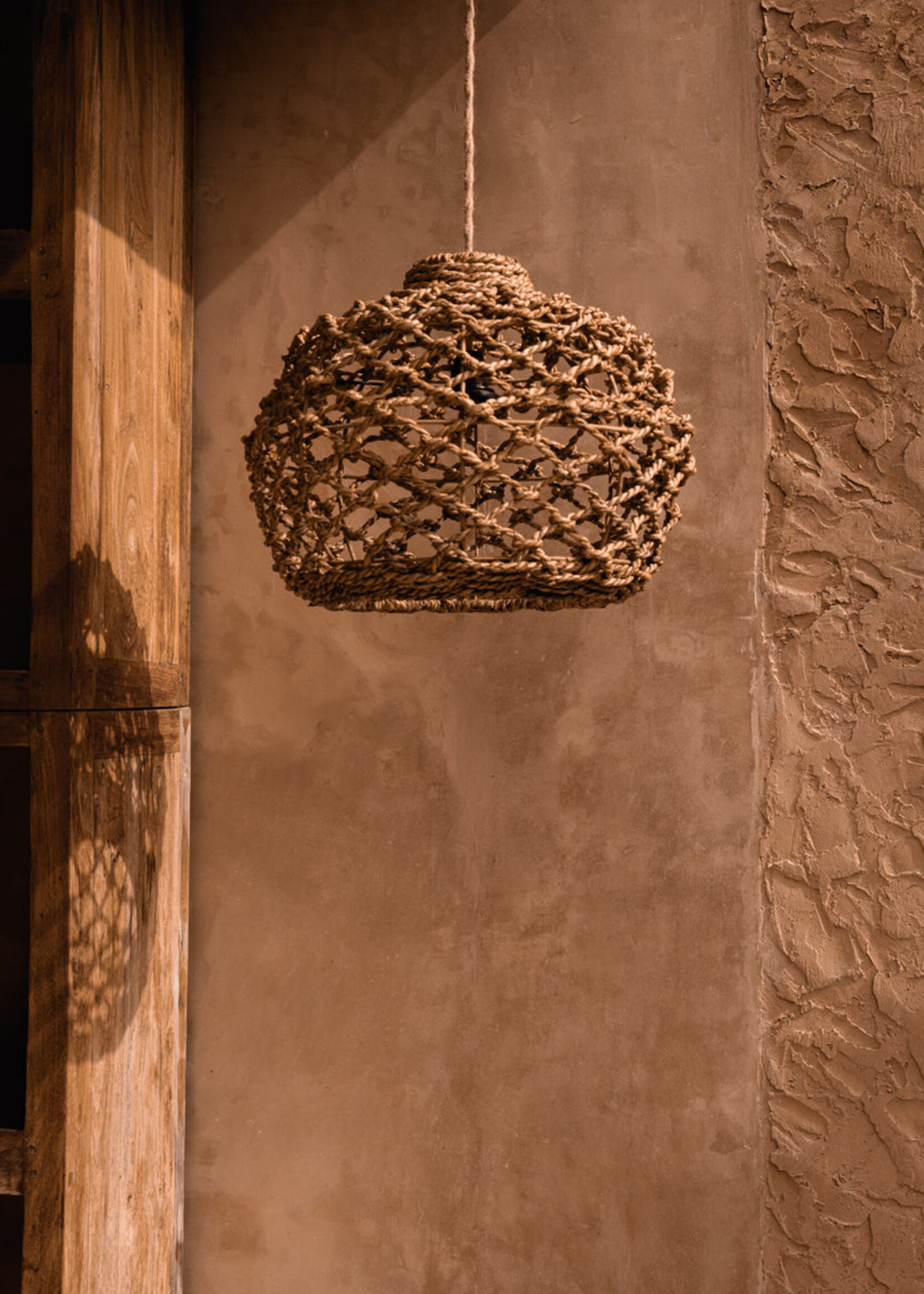 Bazar Bizar Antwerp The Banara Pendant - Natural - S