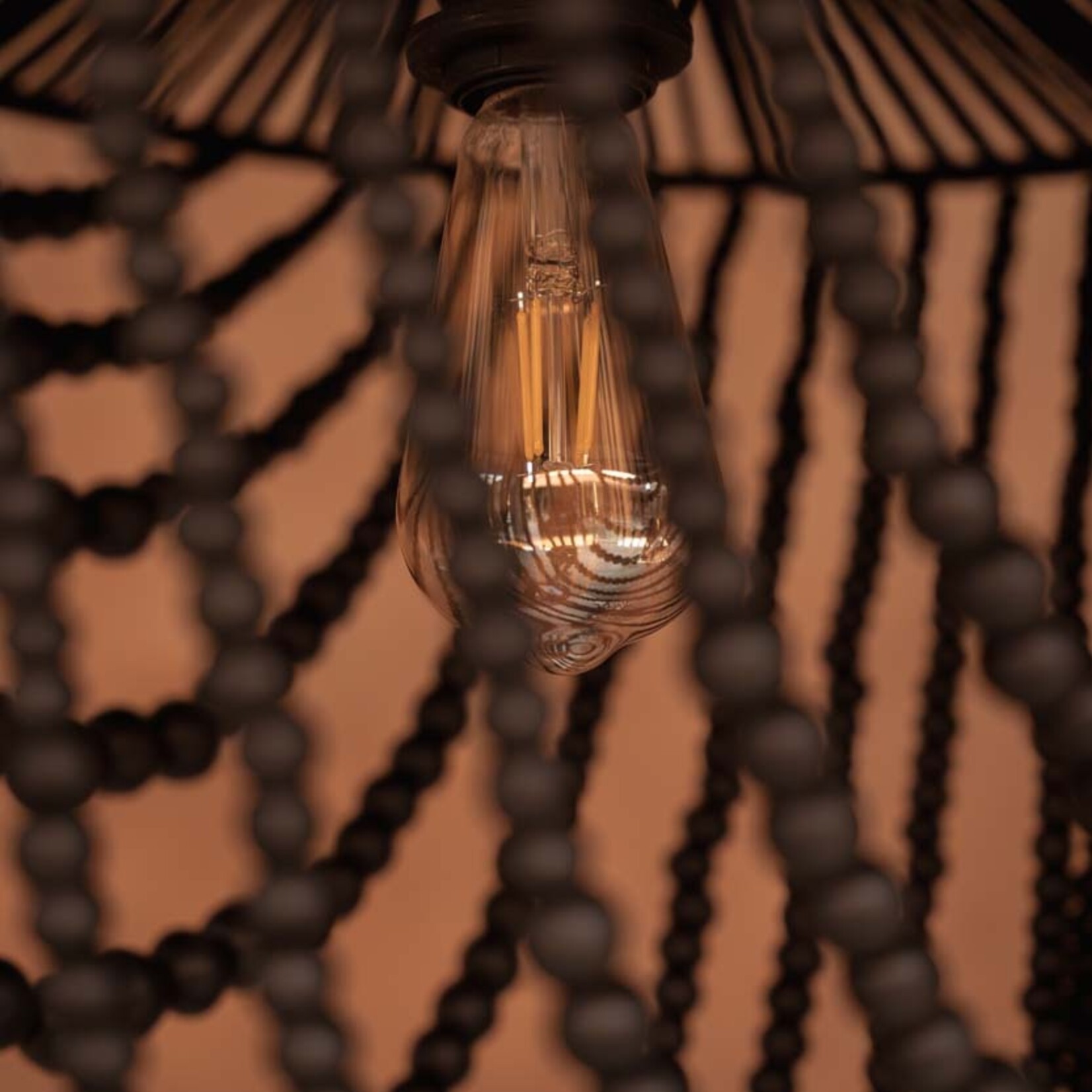 Bazar Bizar Antwerp The Wooden Bead Chandelier - Black - L
