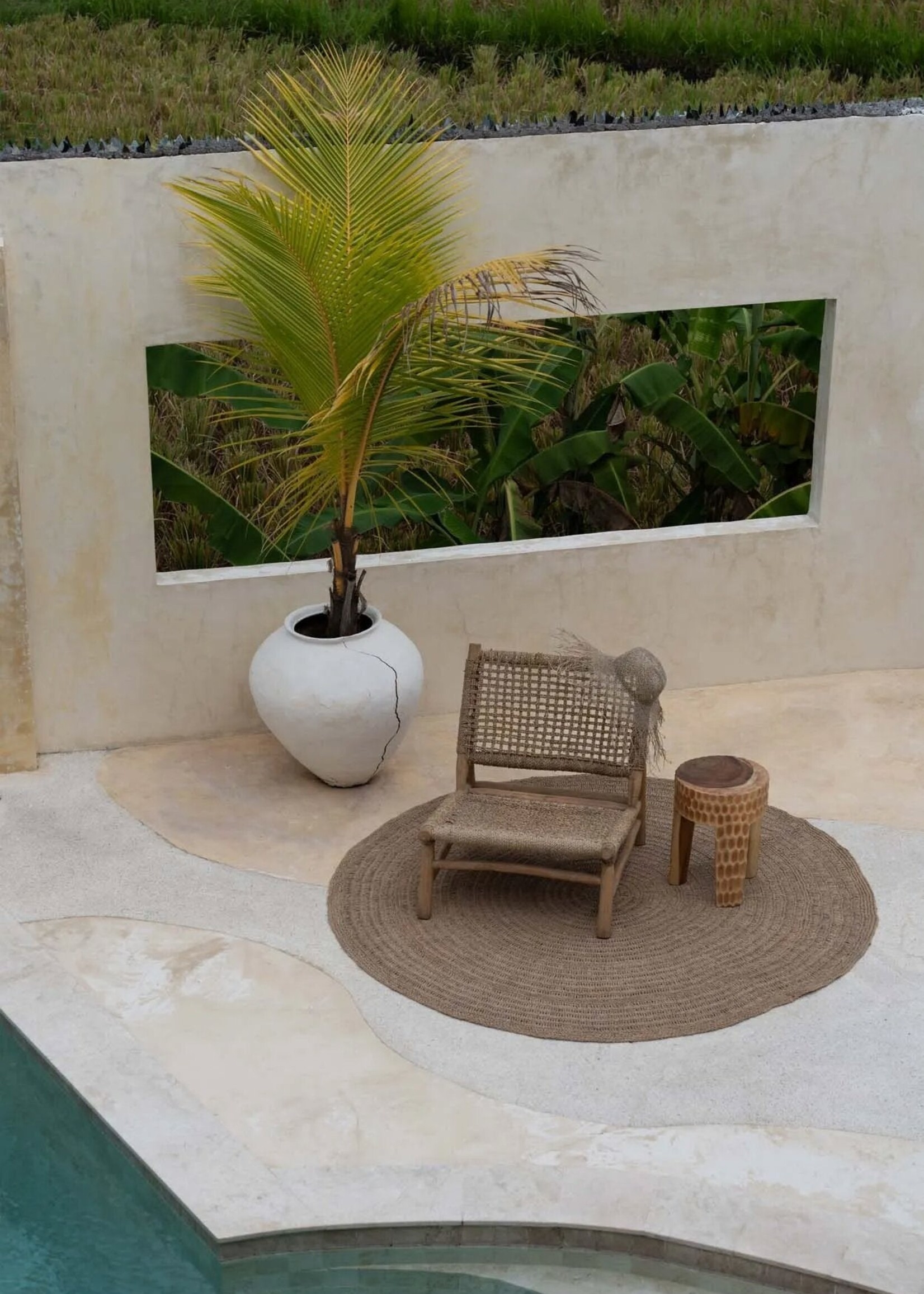Bazar Bizar Antwerp The Paramo Stool - Natural