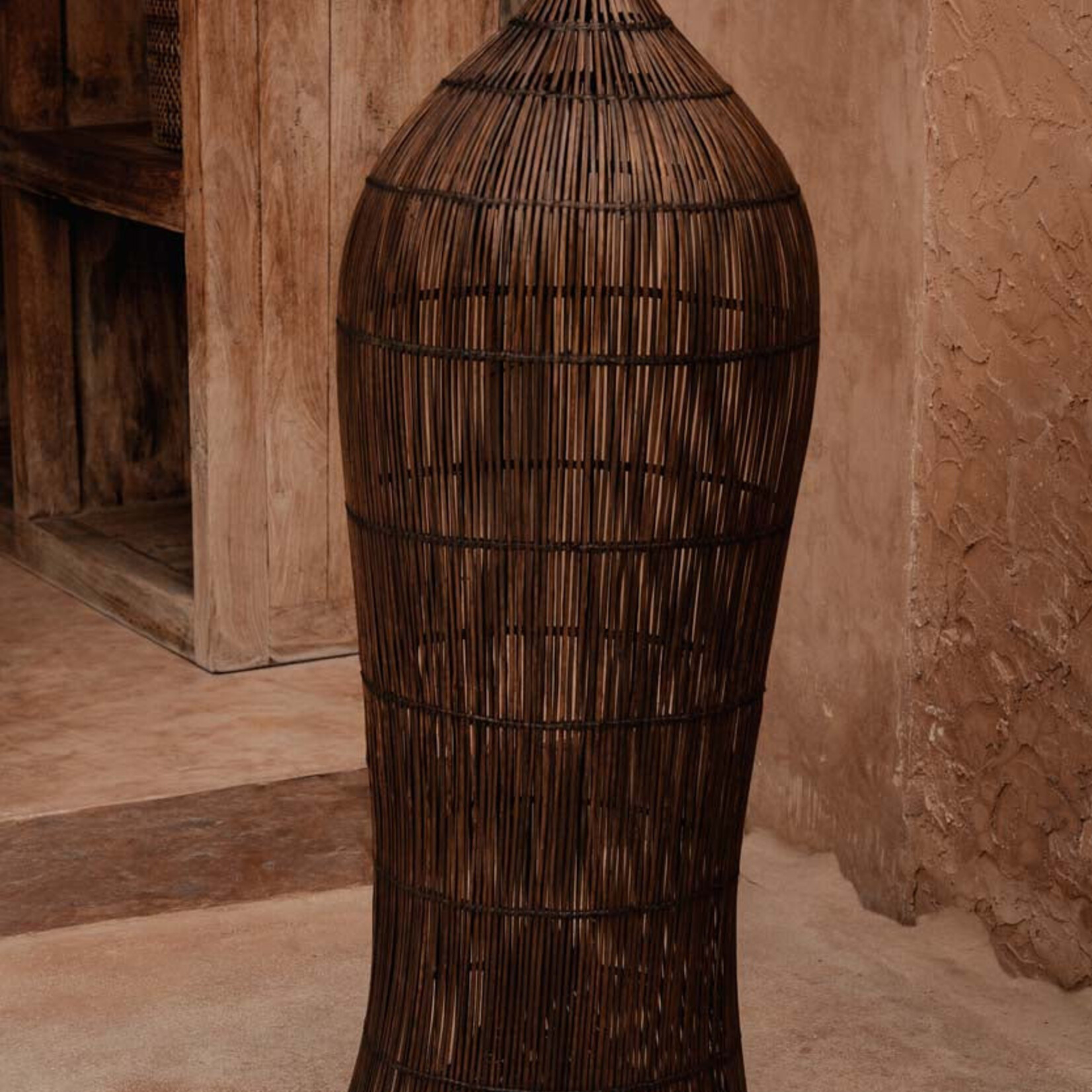 Bazar Bizar Antwerp The Oasis Tower Pendant - Dark Walnut - XL