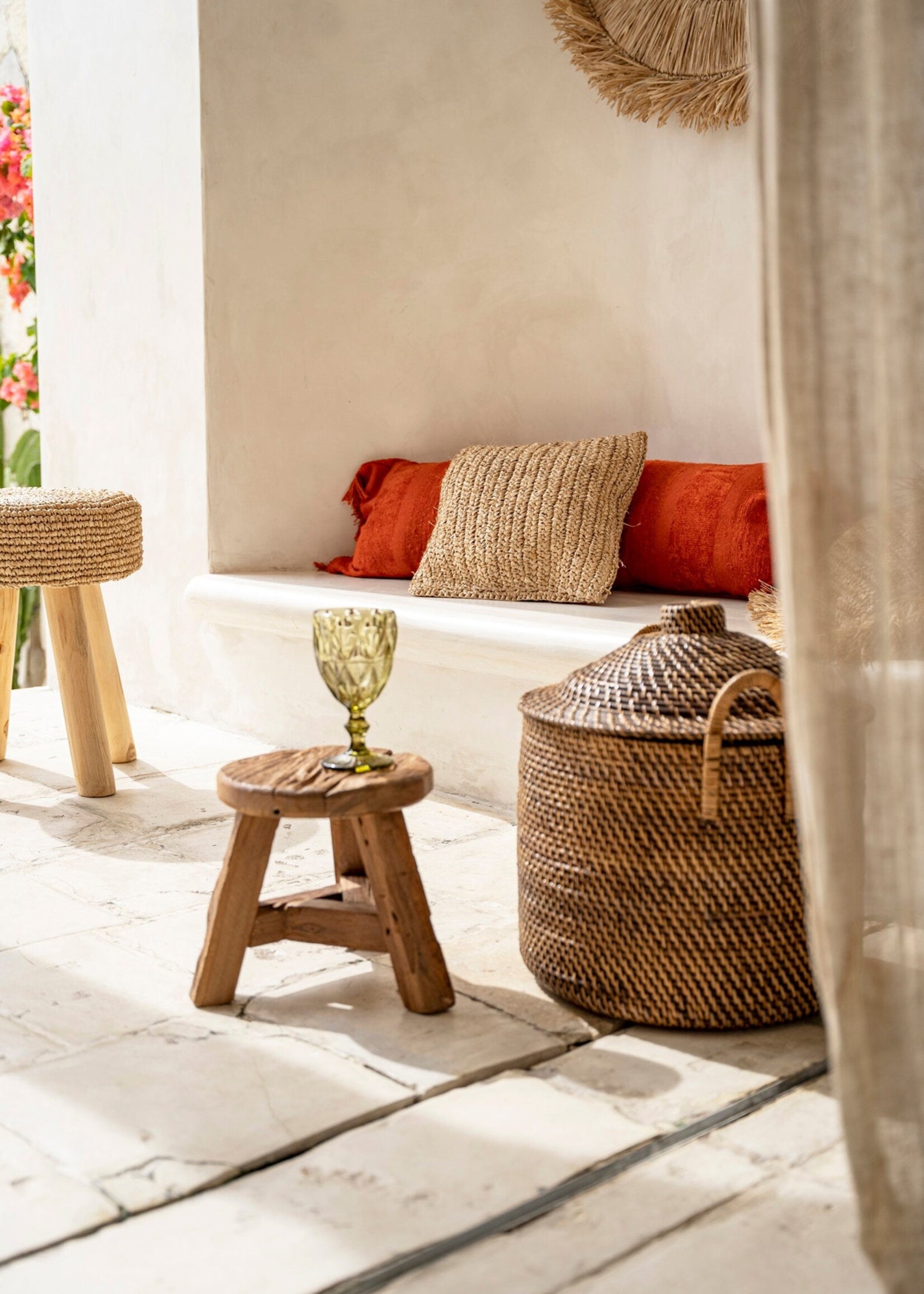 Bazar Bizar Antwerp The Yatai Stool - Natural - S