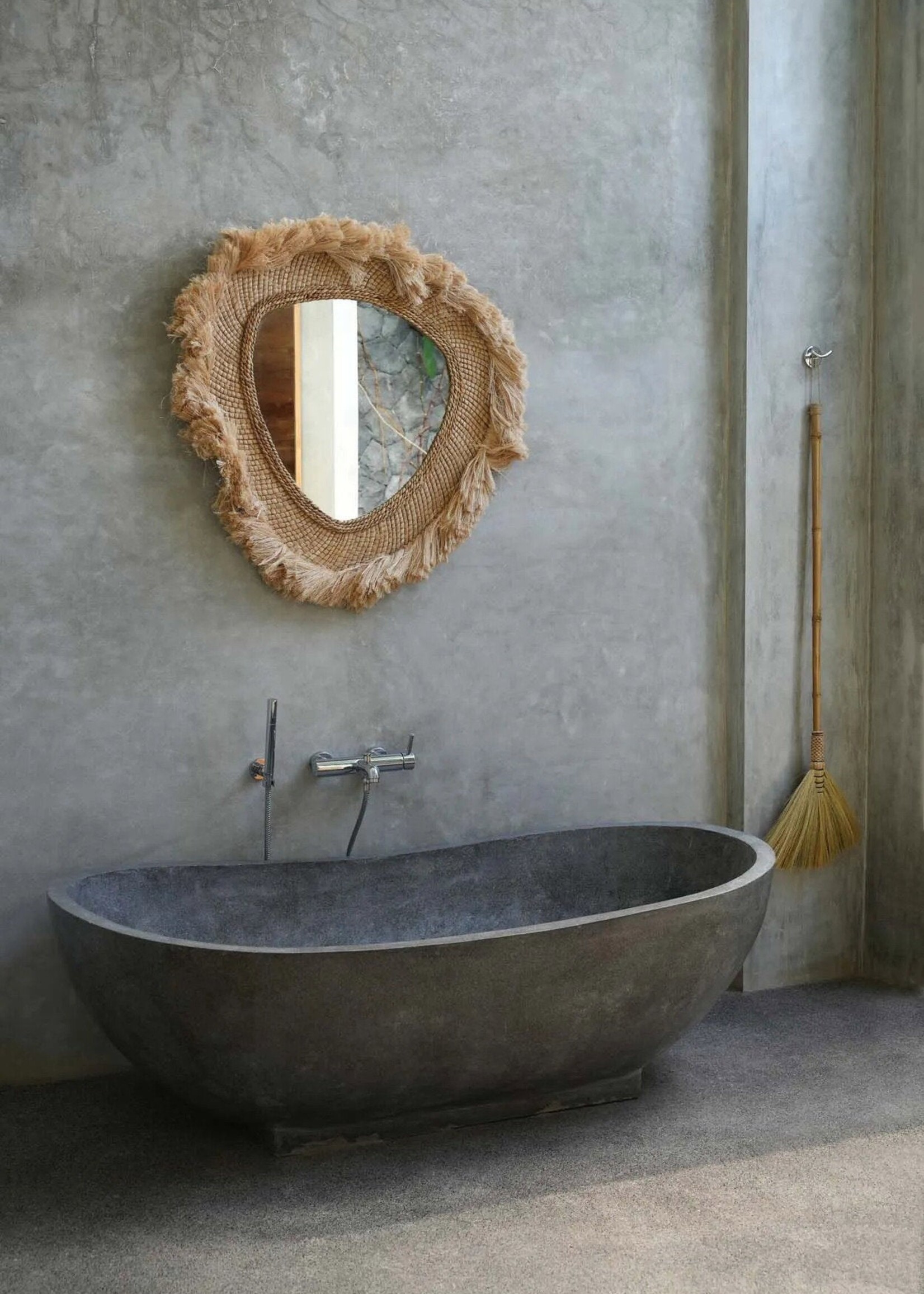 Bazar Bizar Antwerp The La Contessa Mirror - Natural - L