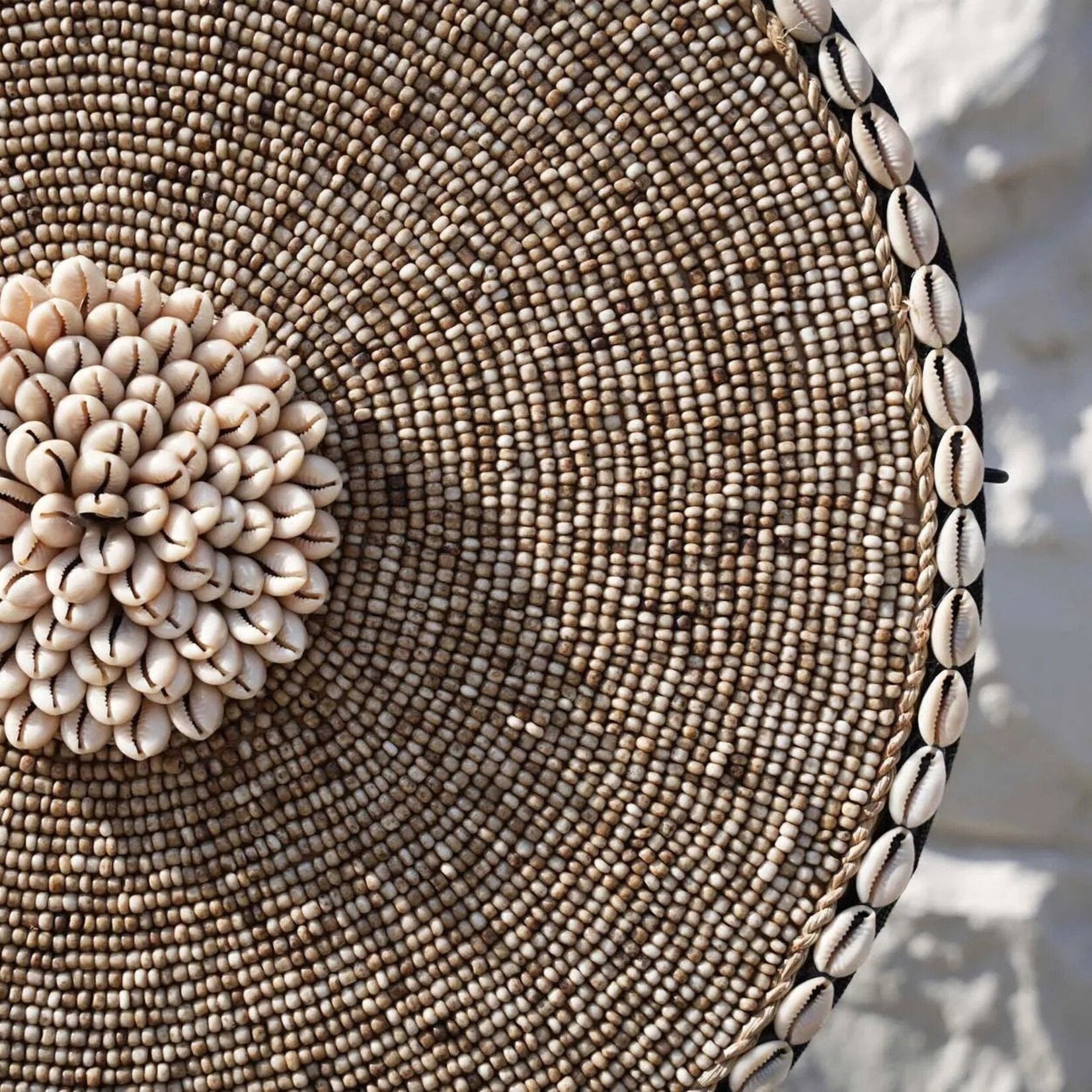 Bazar Bizar Antwerp The Shell Guadeloupe on Stand - Natural White