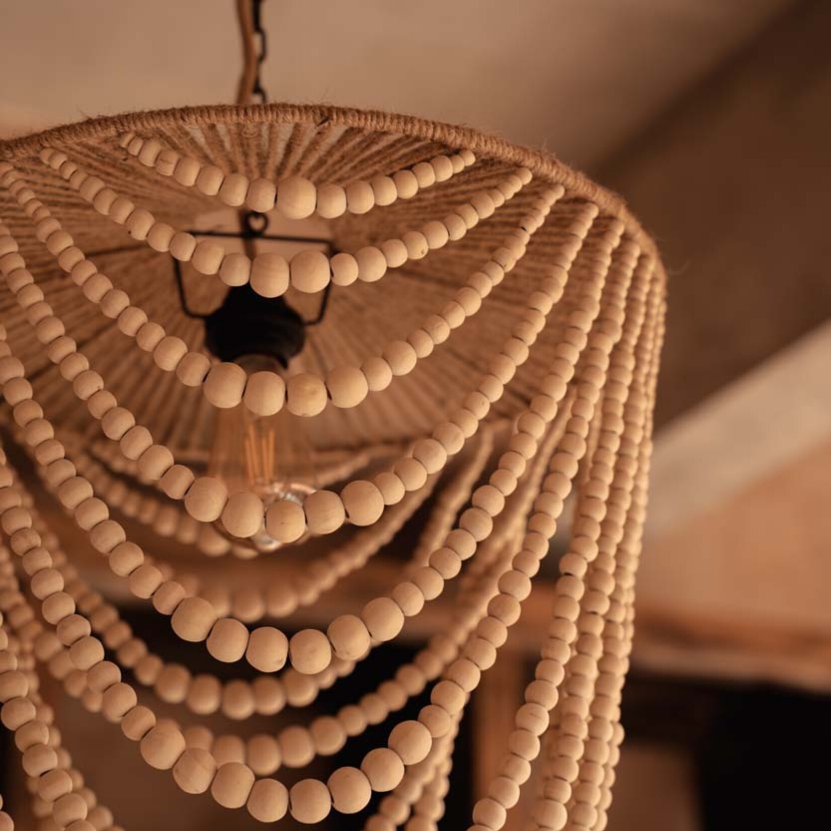 Bazar Bizar Antwerp The Wooden Bead Chandelier - Natural - L