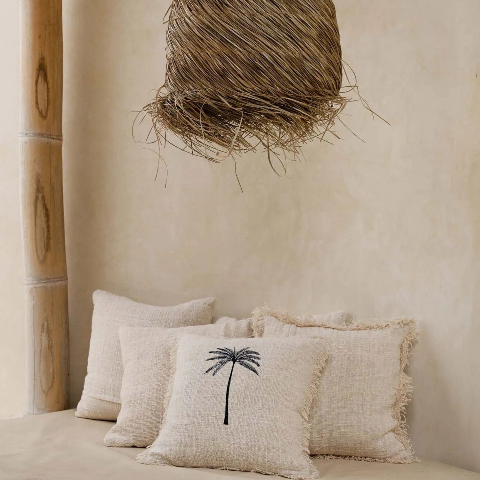 Bazar Bizar Antwerp The Wicked Pendant - Natural