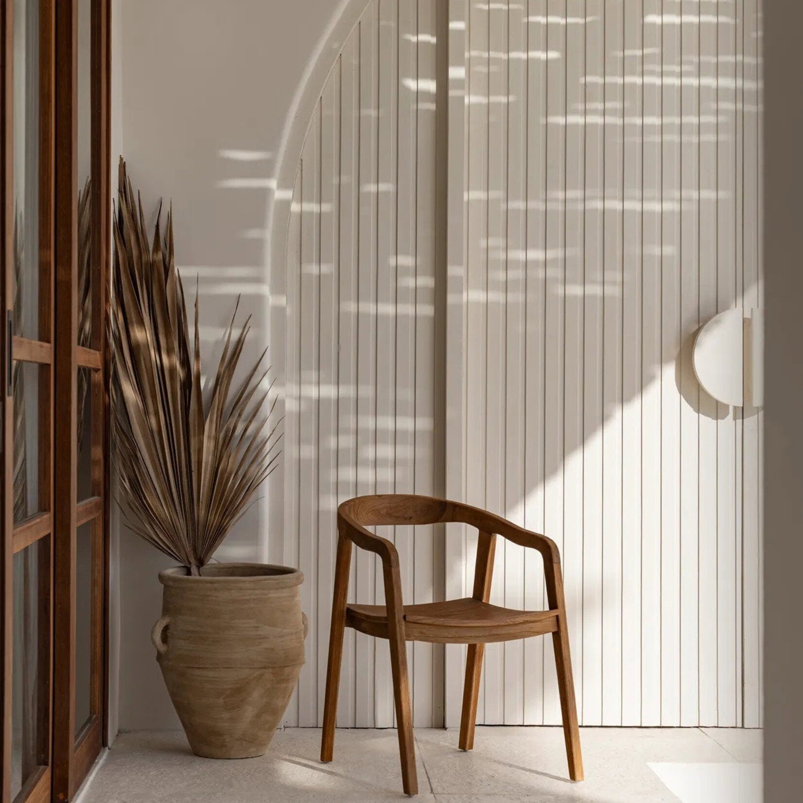 Bazar Bizar Antwerp The Nihi Oka Dining Chair - Outdoor