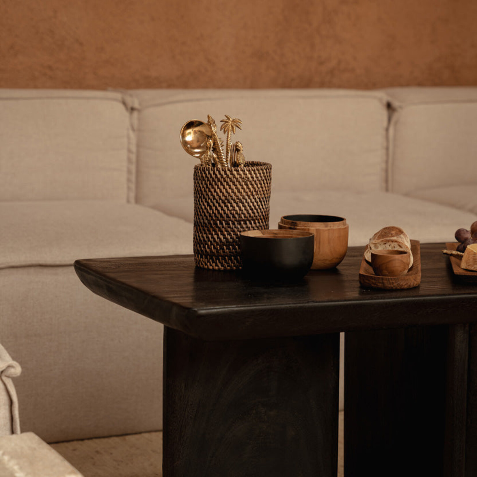 Bazar Bizar Antwerp The Obsidian Coffee Table - Black