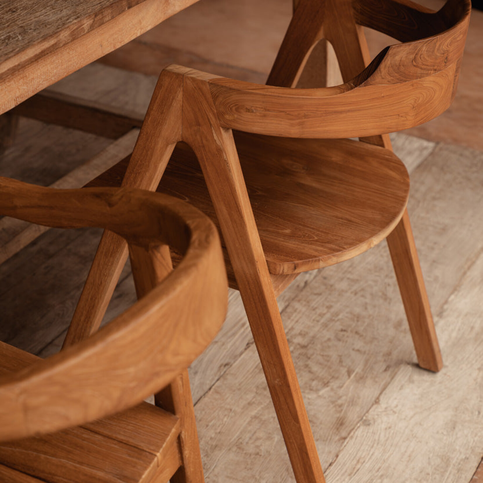 Bazar Bizar Antwerp The Nihi Oka Dining Chair - Outdoor