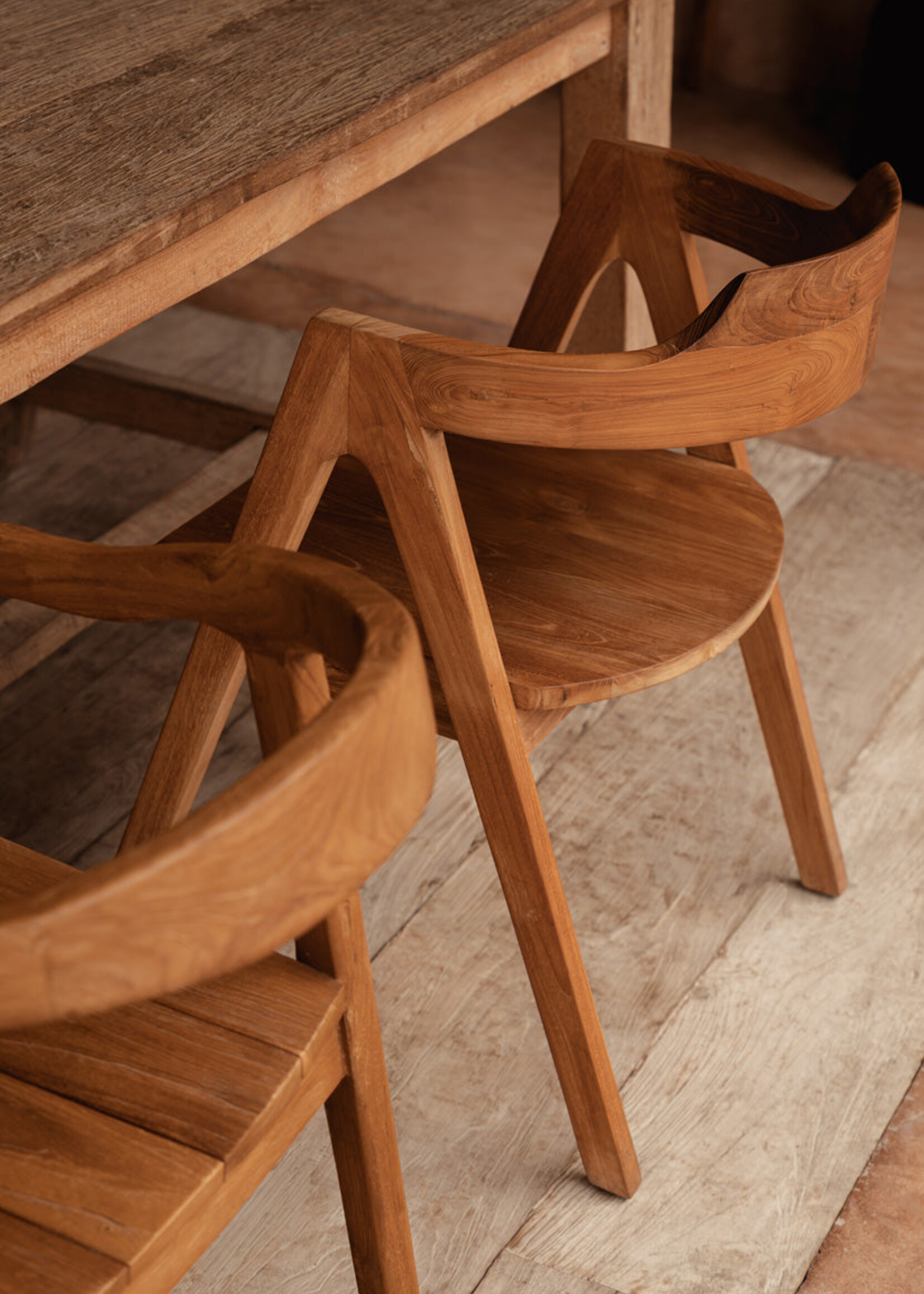 Bazar Bizar Antwerp The Nihi Oka Dining Chair - Outdoor