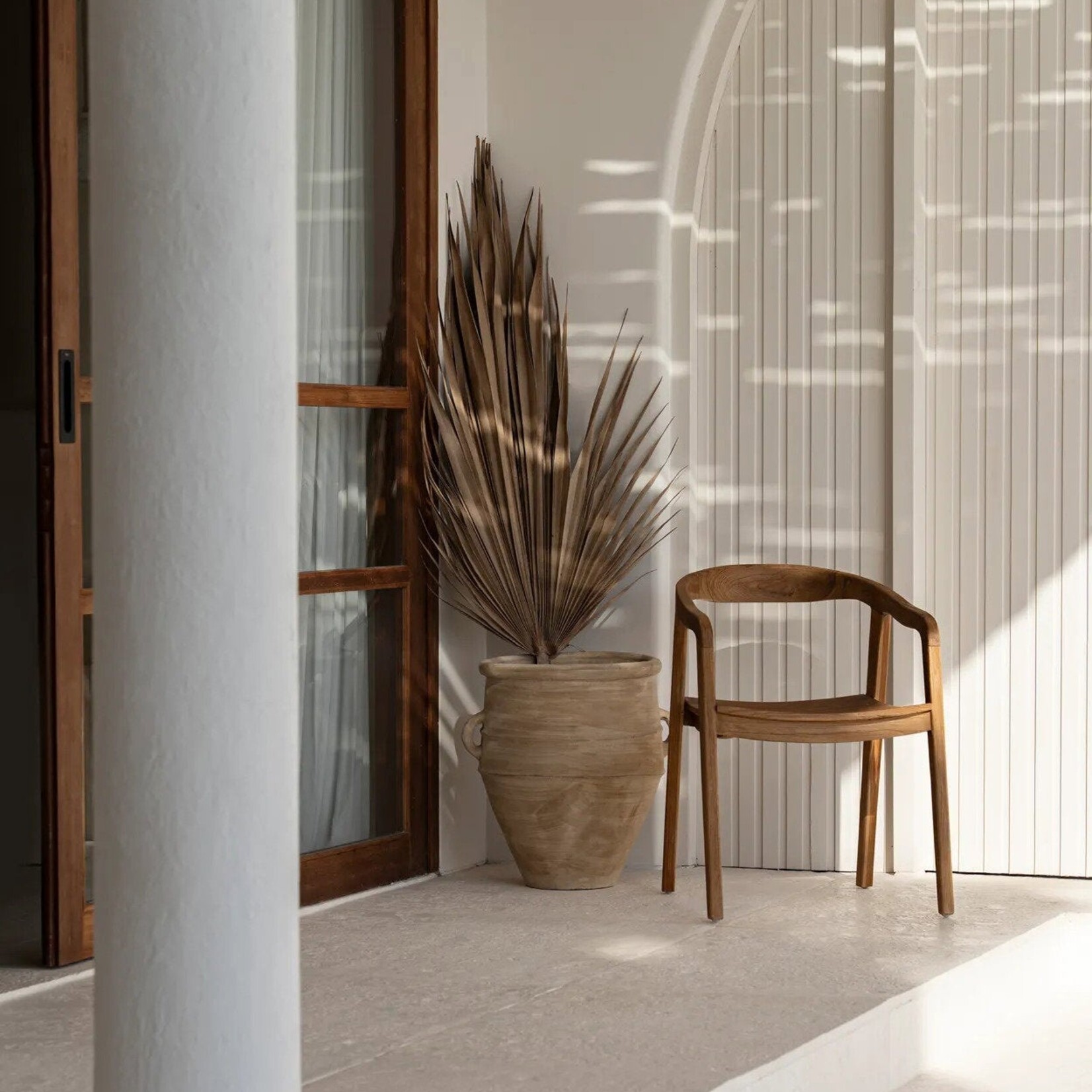 Bazar Bizar Antwerp The Nihi Oka Dining Chair - Outdoor