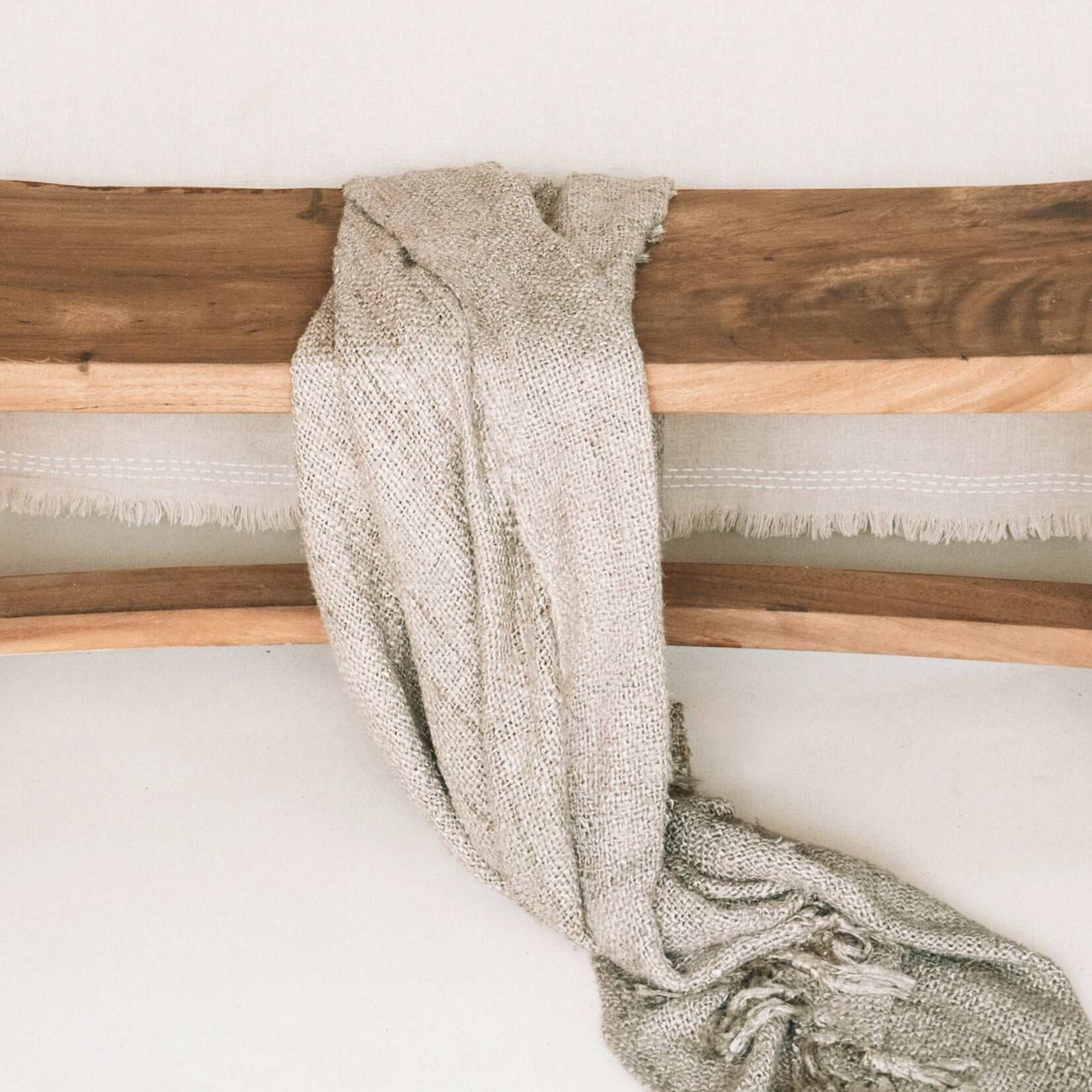 Bazar Bizar Antwerp The Suar Bench - Natural - 120