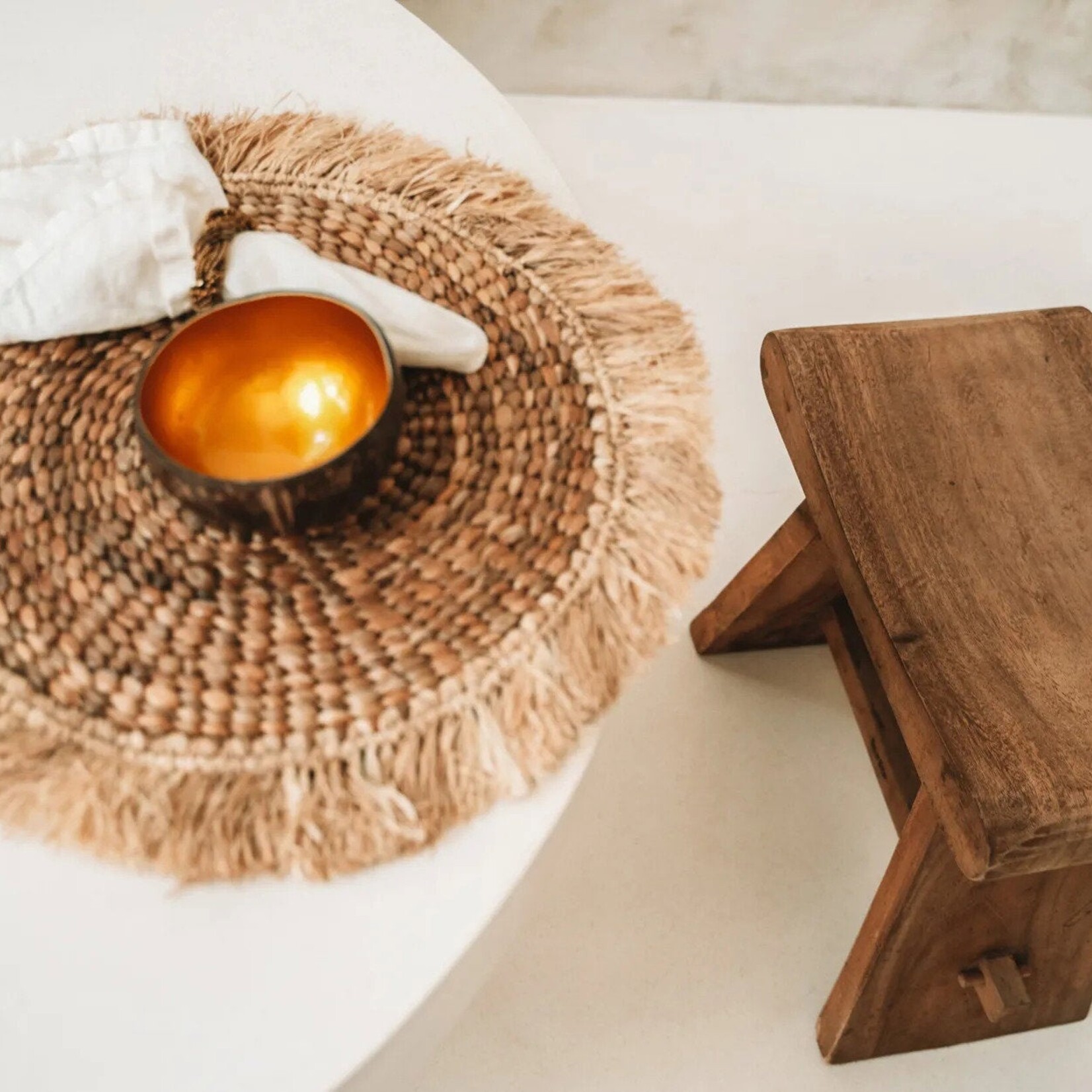 Bazar Bizar Antwerp The Coco Food Bowl - Natural Gold