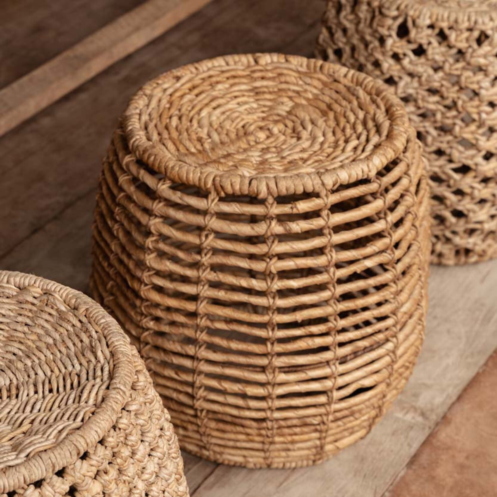 Bazar Bizar Antwerp The Gustih Stool - Natural