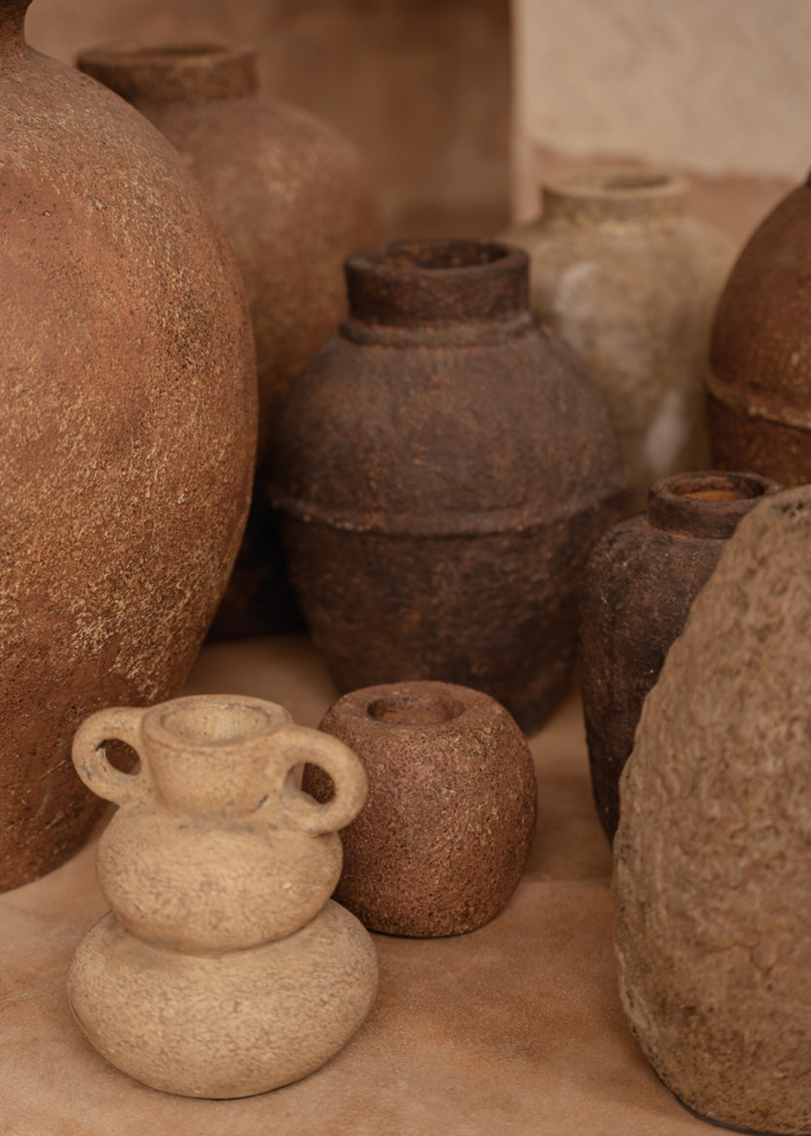 Bazar Bizar Antwerp The Earthen Balance Vase - Sand - S