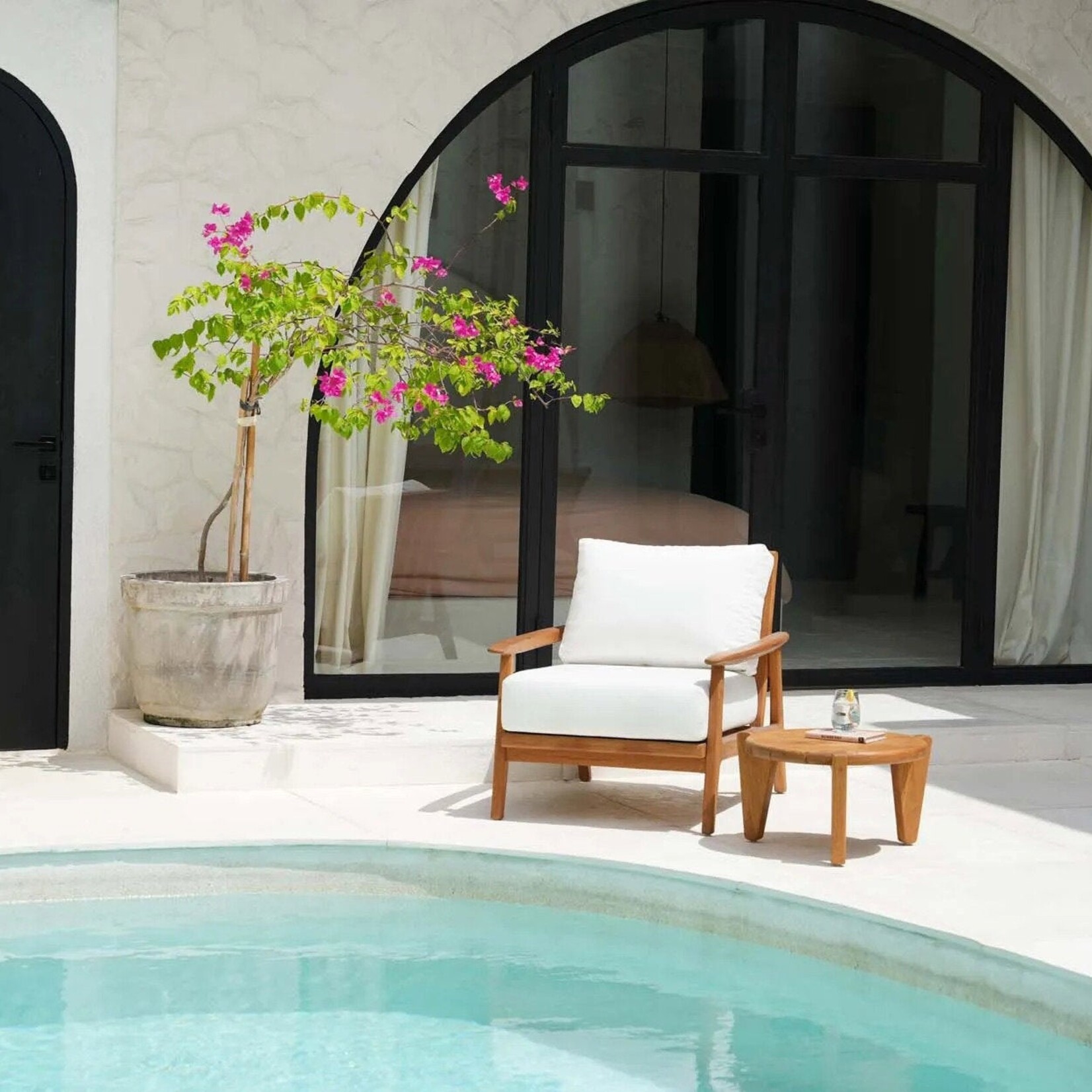 Bazar Bizar Antwerp The Gilimanuk One Seater Sofa - Outdoor