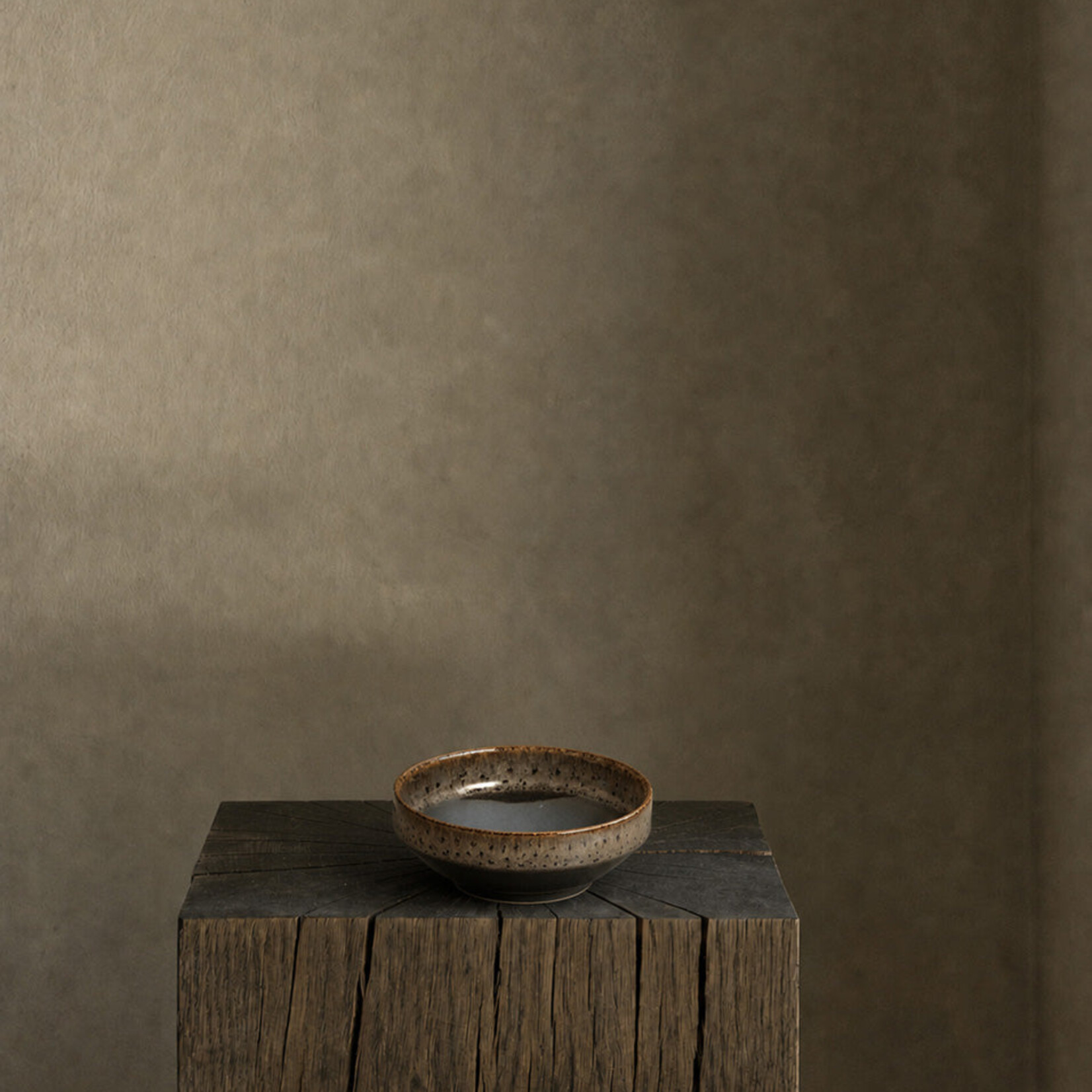 Bazar Bizar Antwerp The Kyoto Low Bowl - Dark Brown Mud - M