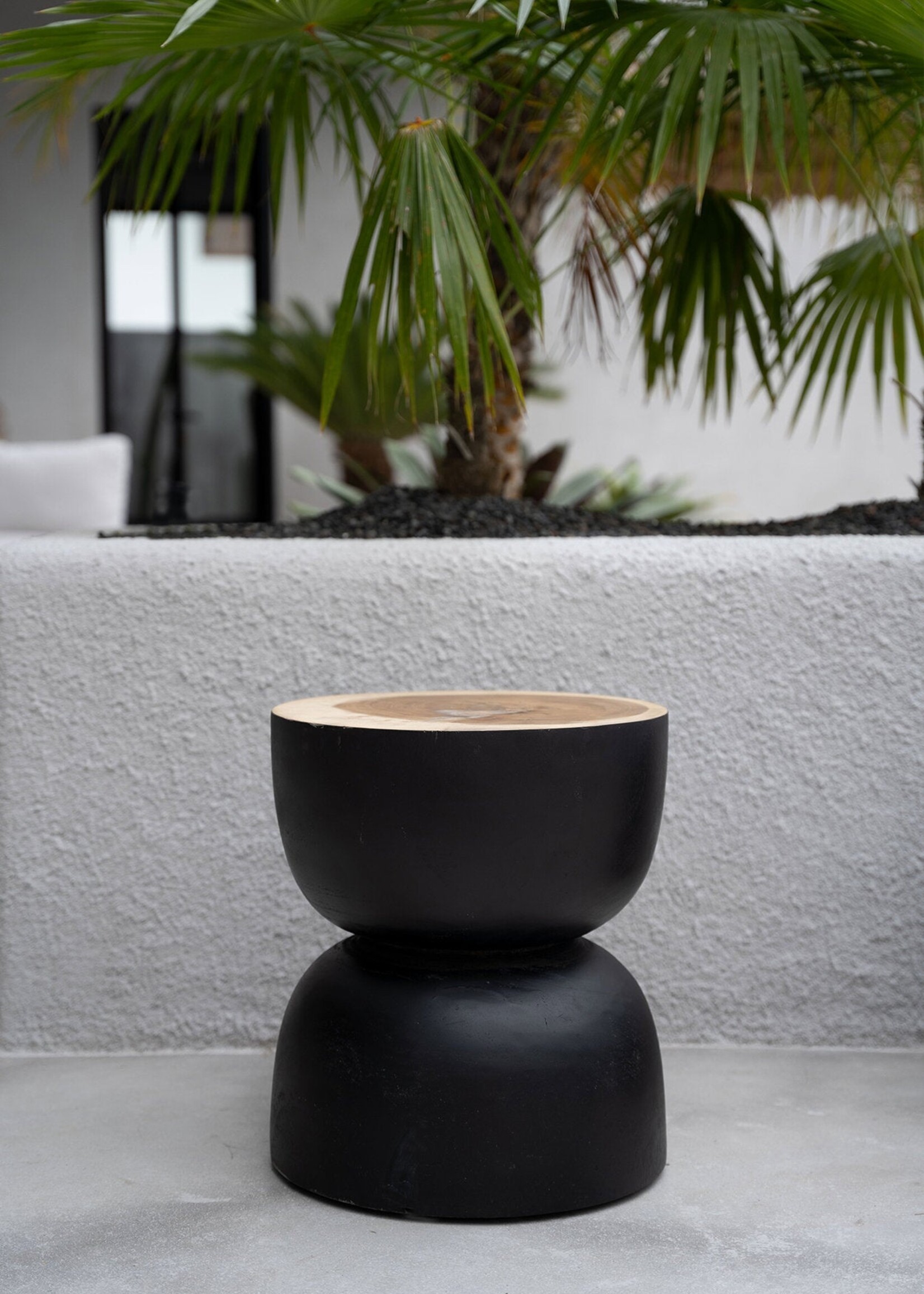 Bazar Bizar Antwerp The Karbun Stool - Black Natural