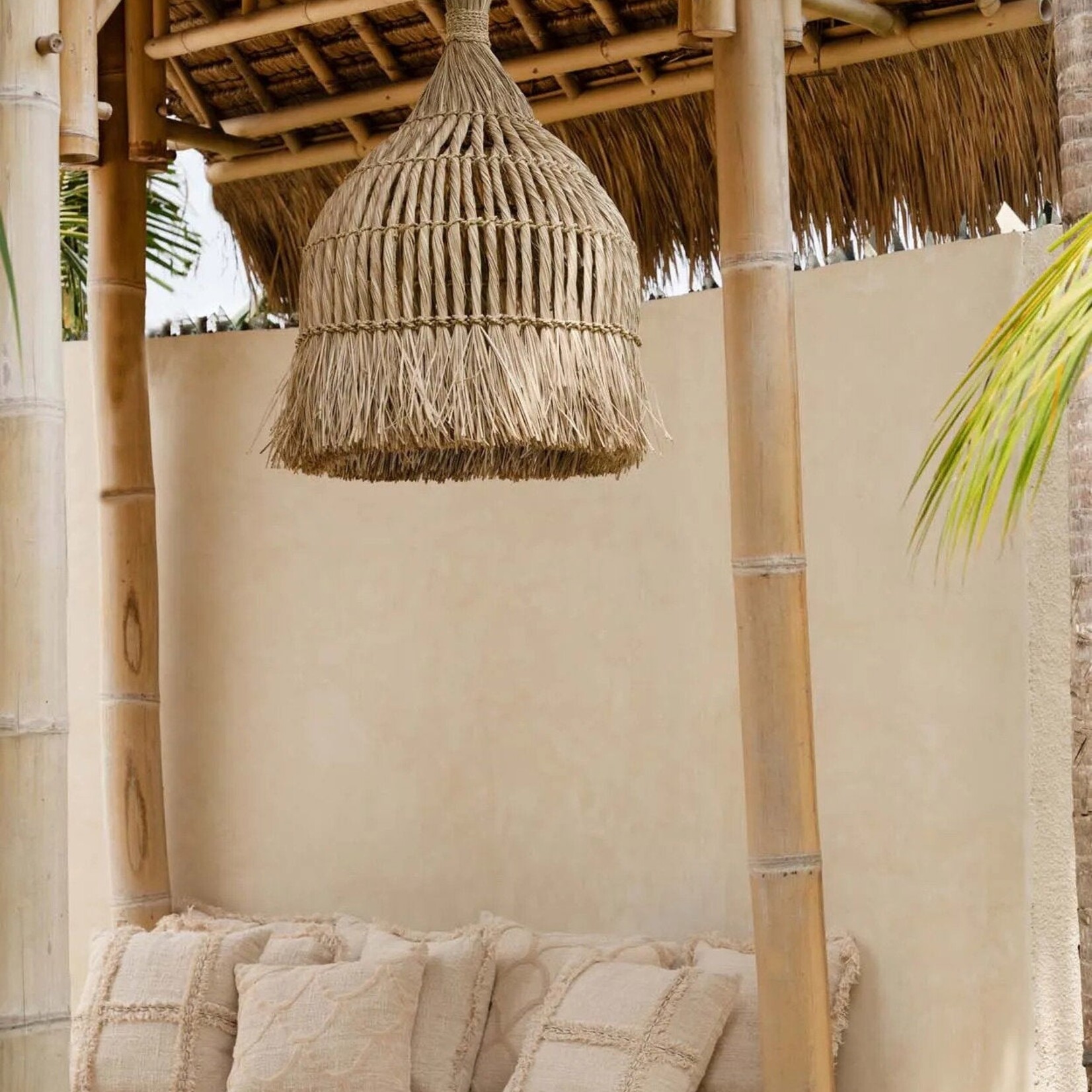 Bazar Bizar Antwerp The Guagua Pendant - Natural - M