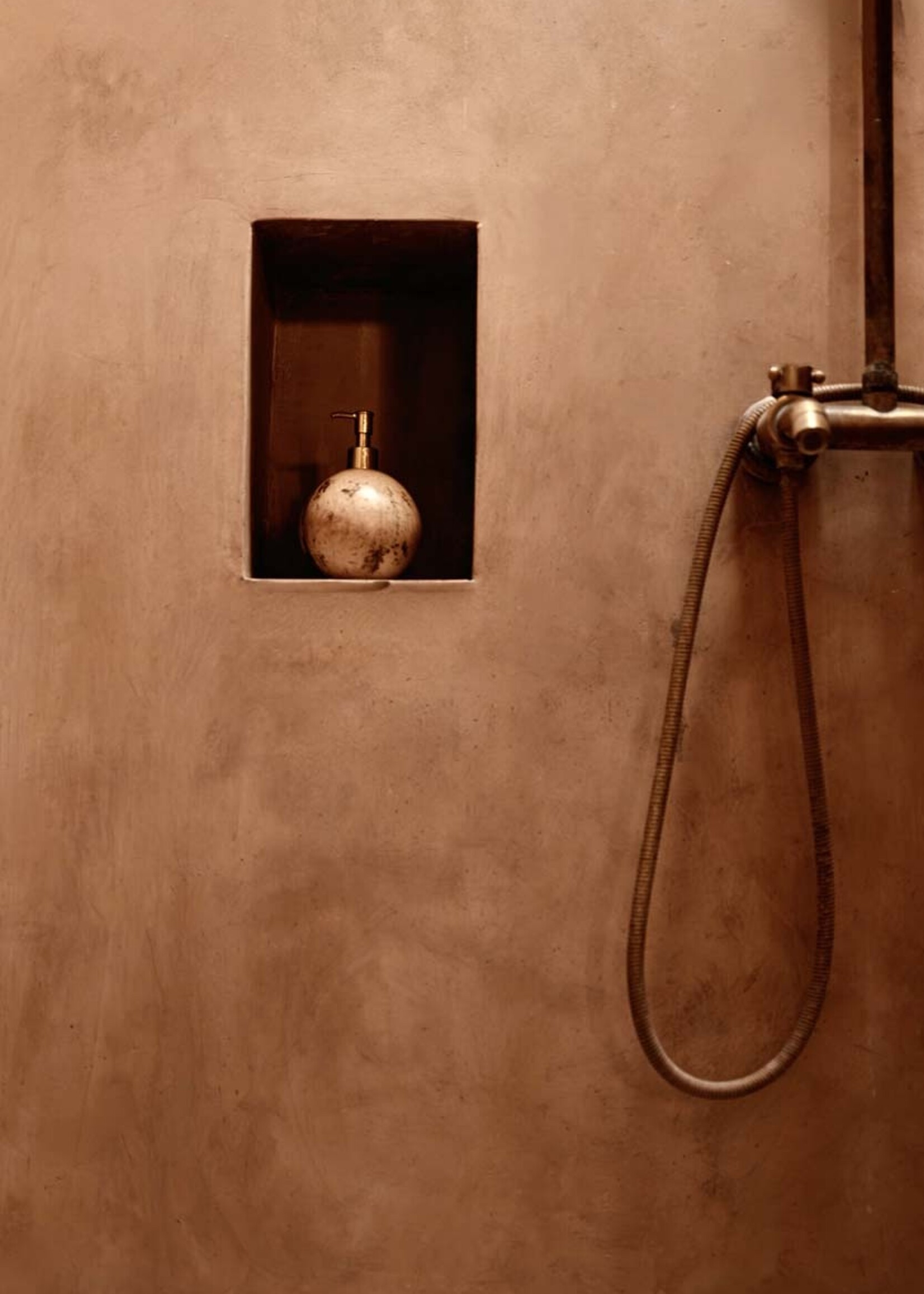 Bazar Bizar Antwerp The Coconut Soap Dispenser