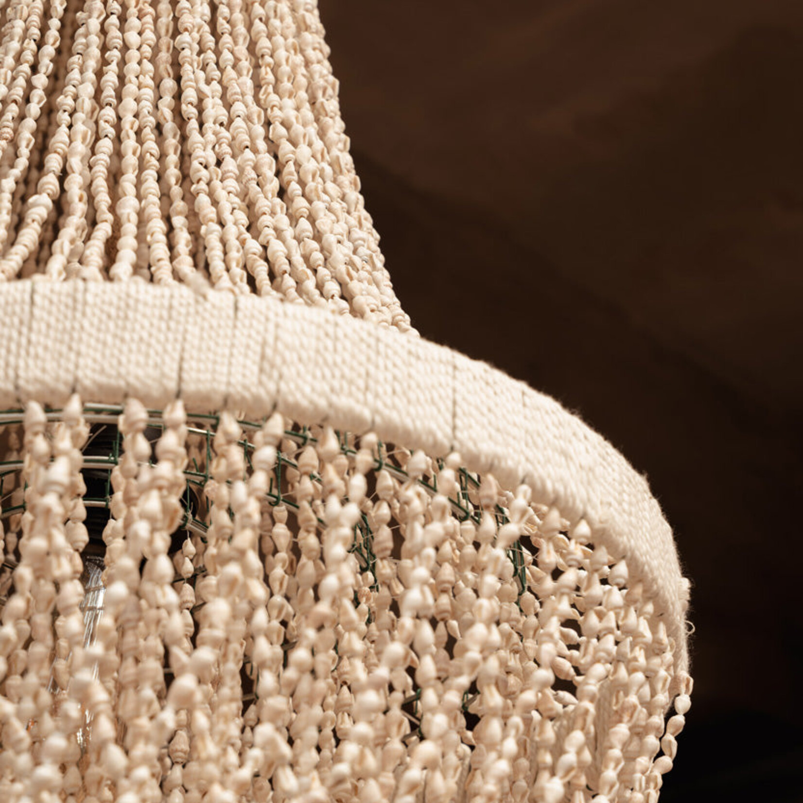 Bazar Bizar Antwerp The Ocean Tower Shell Chandelier - Natural - L