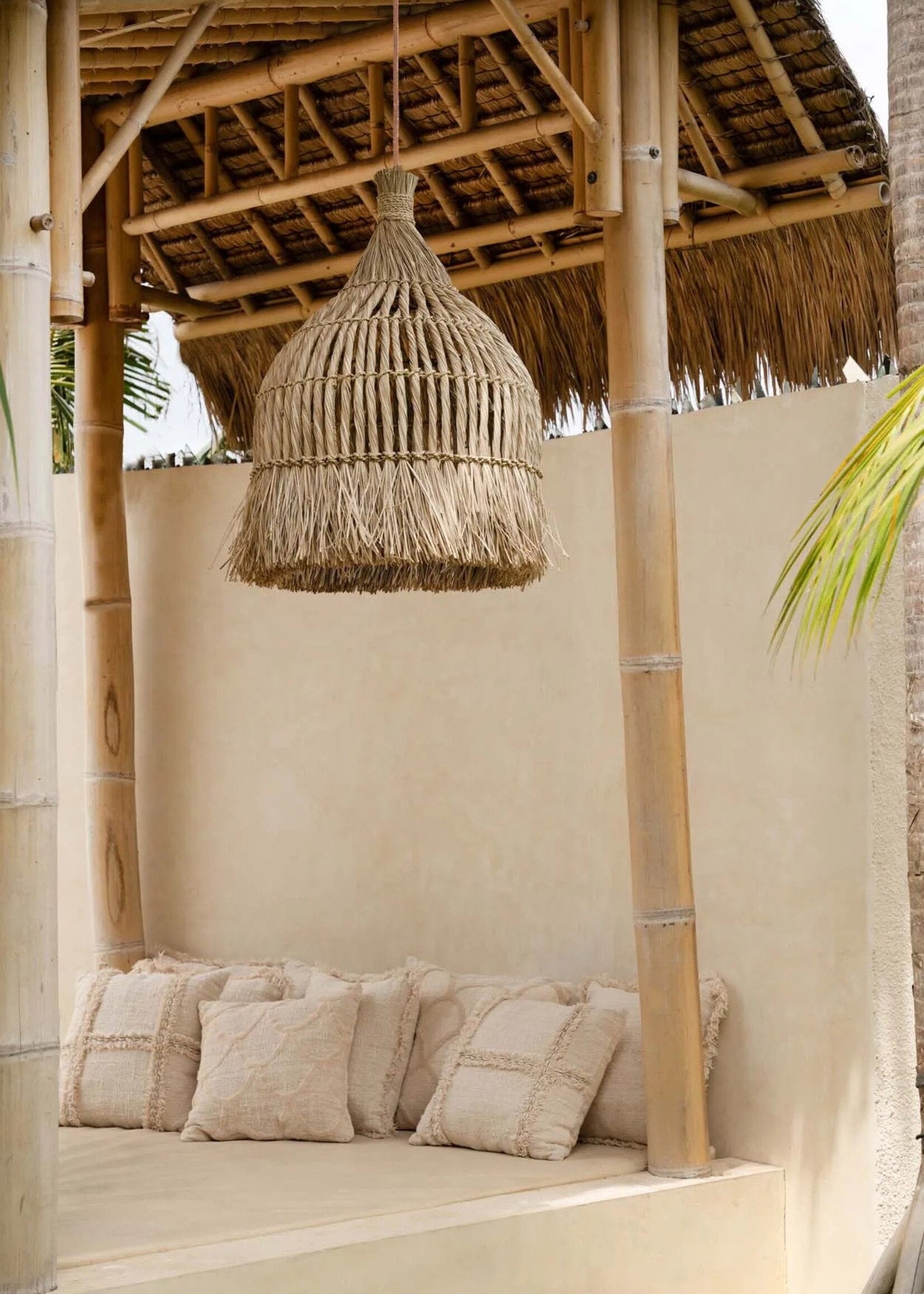 Bazar Bizar Antwerp The Guagua Pendant - Natural - M