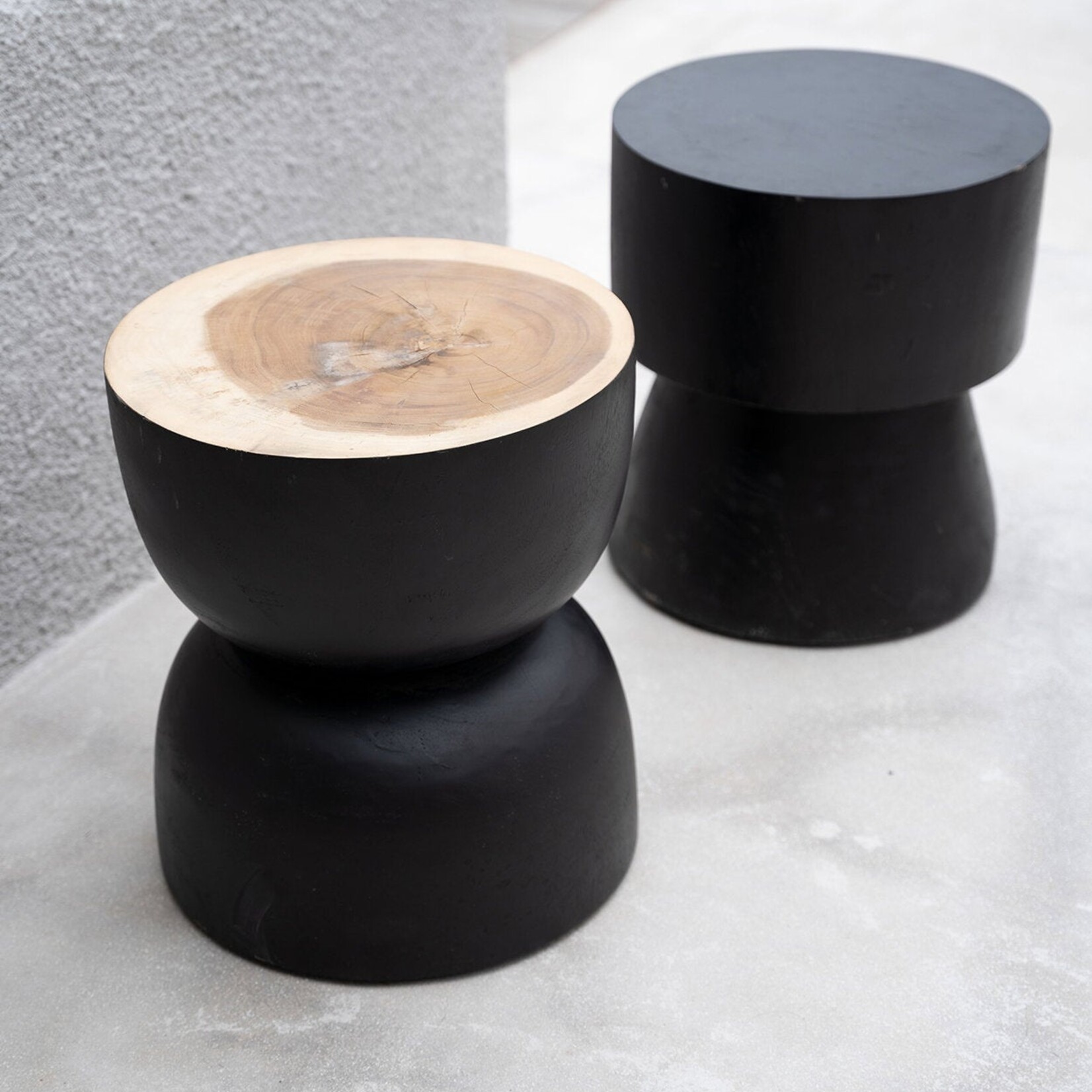 Bazar Bizar Antwerp The Karbun Stool - Black Natural