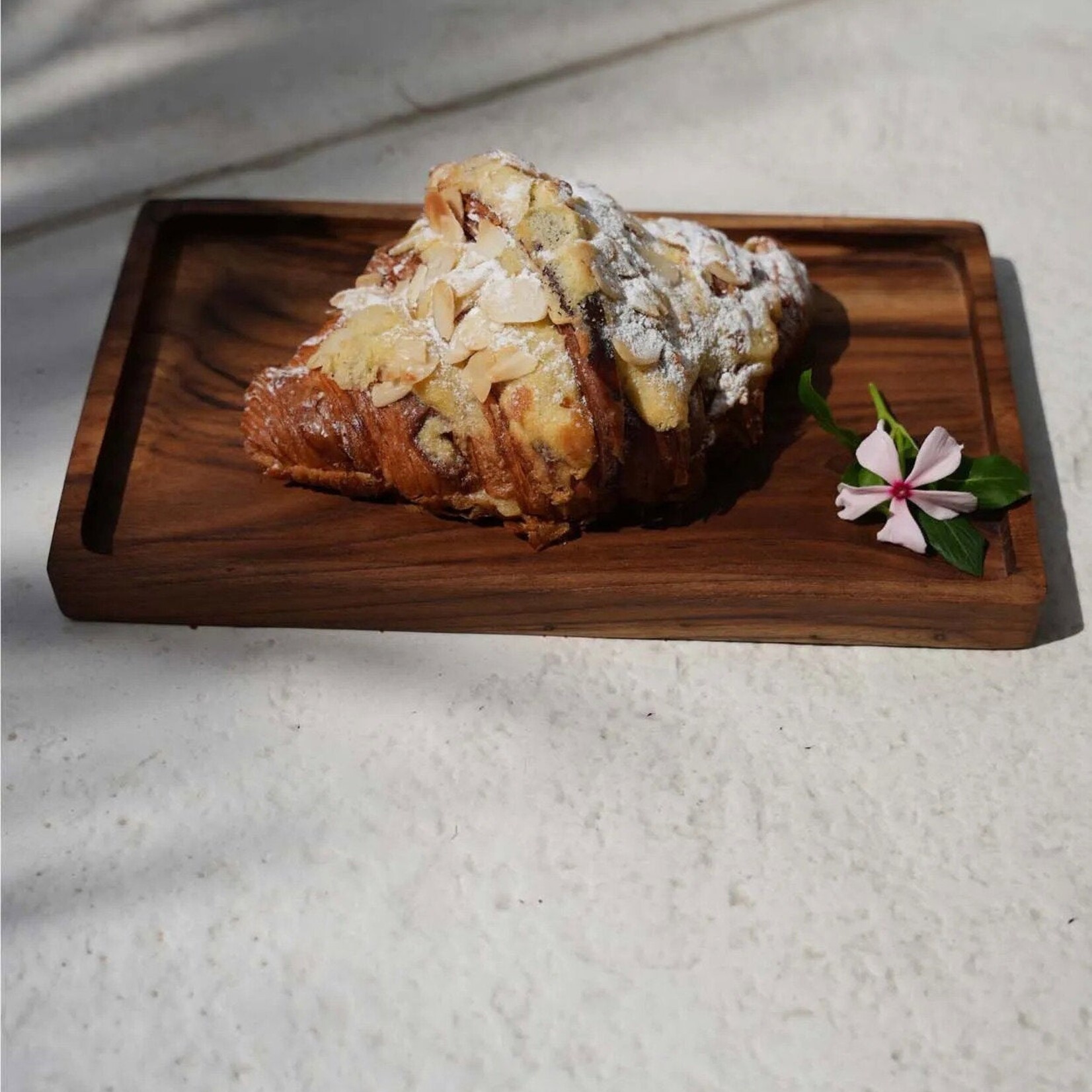 Bazar Bizar Antwerp The Gormandize Tray - Natural - M