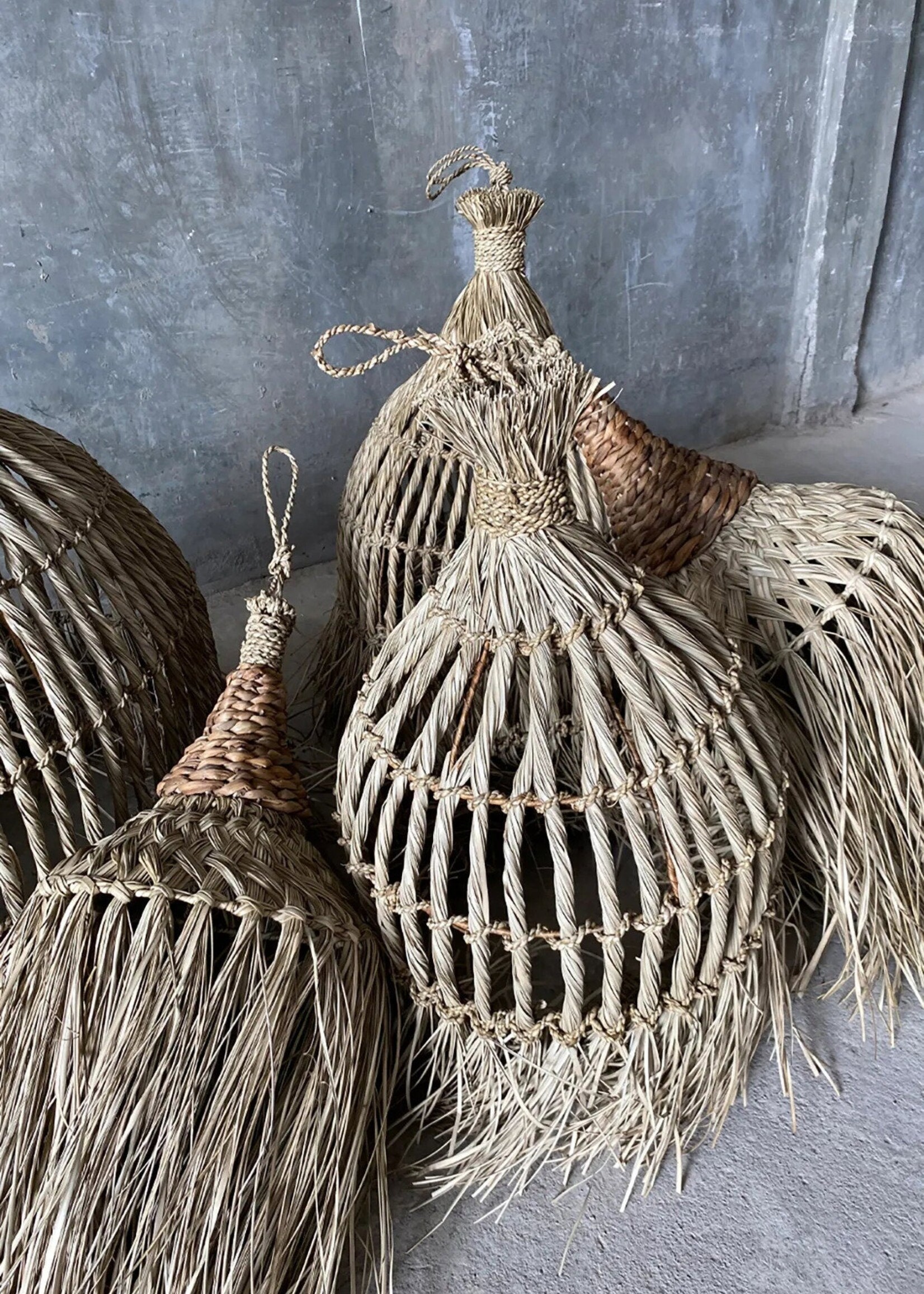 Bazar Bizar Antwerp The Guagua Pendant - Natural - M