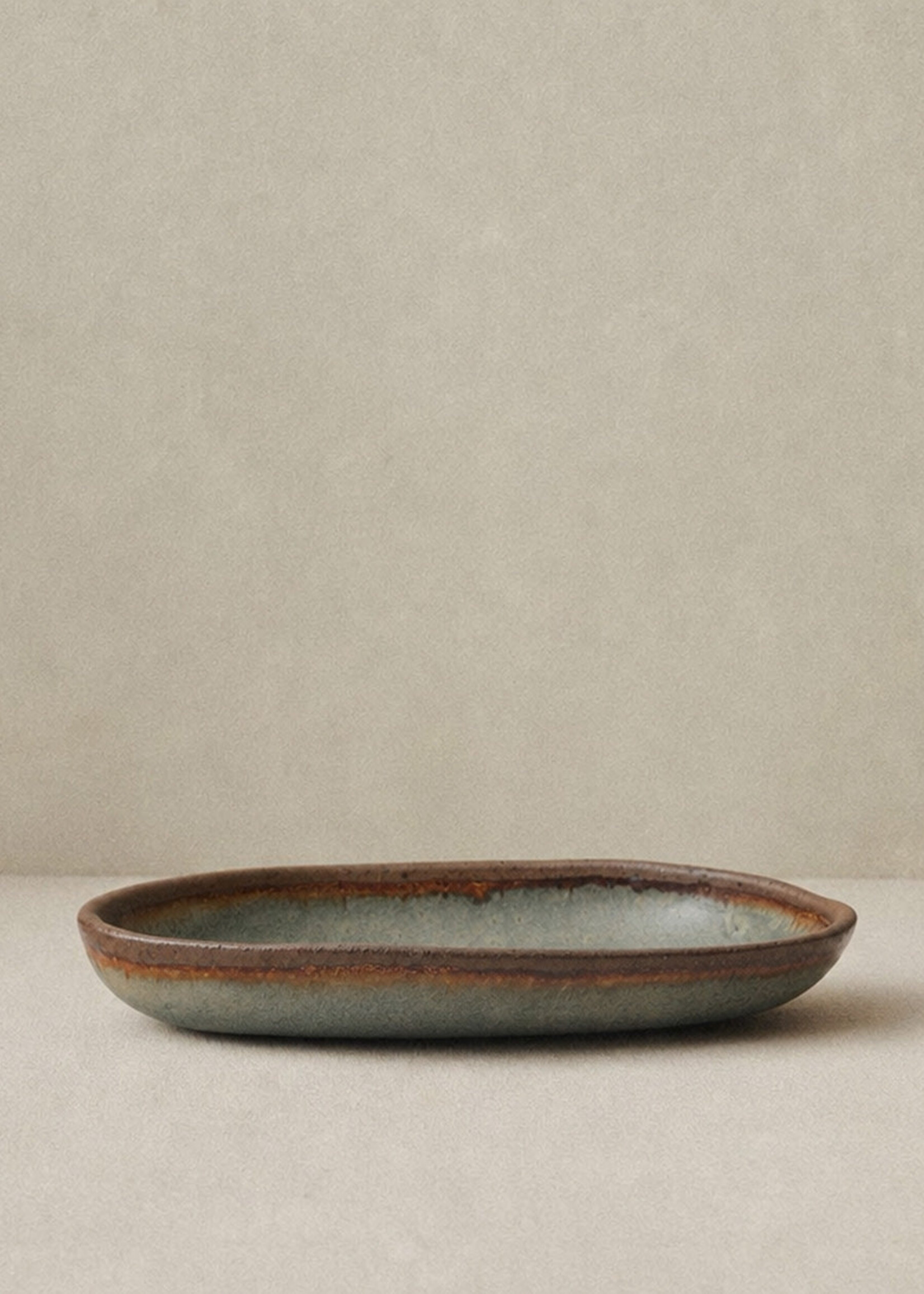 Bazar Bizar Antwerp The Côa Serving Platter - L