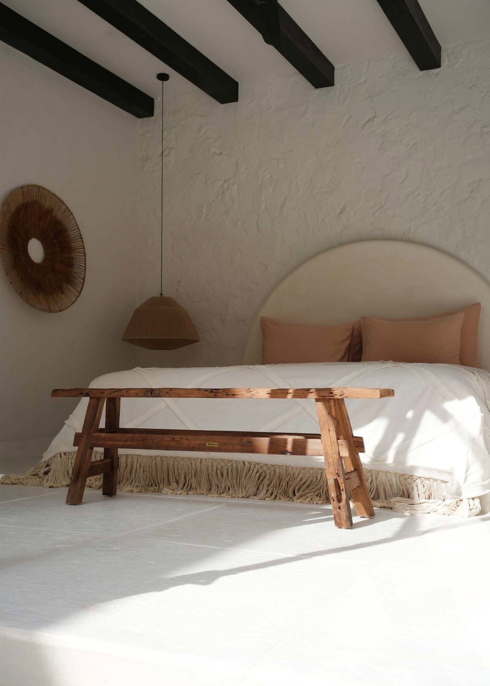 Bazar Bizar Antwerp The Beauteous Rustic Bench - Natural