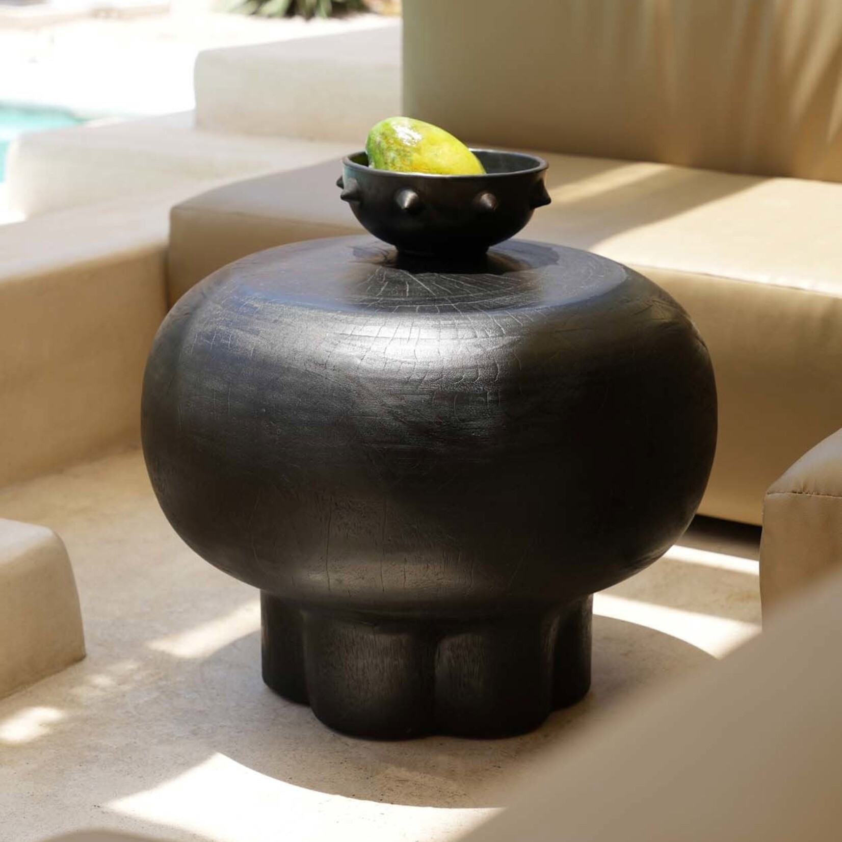 Bazar Bizar Antwerp The Tutup Coffee Table - Black