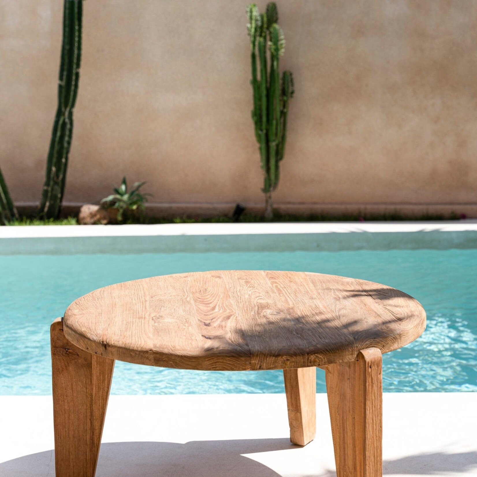 Bazar Bizar Antwerp The Wabi Sabi Coffee Table - L