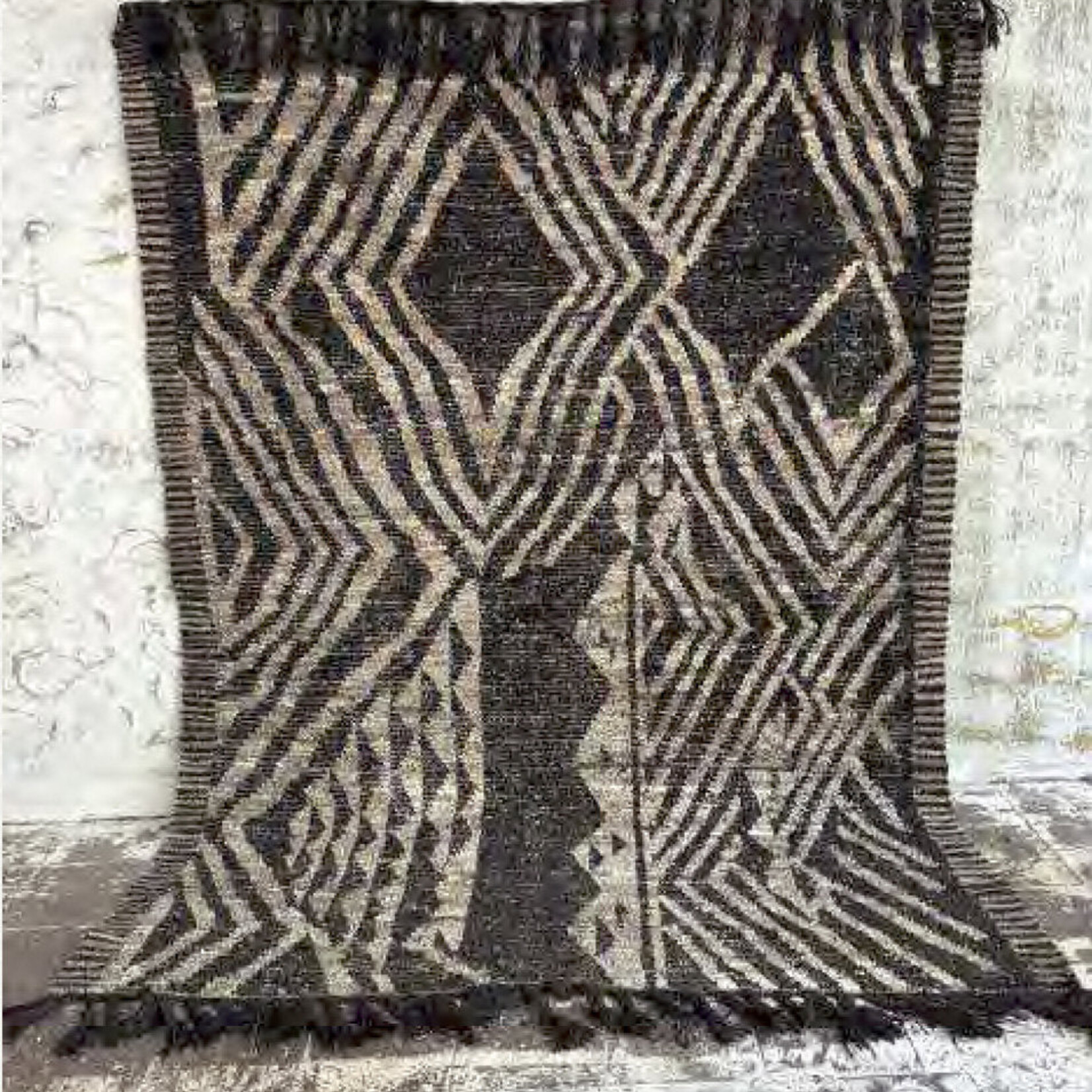 Bazar Bizar Antwerp The Handwoven Afghan Rug #0498