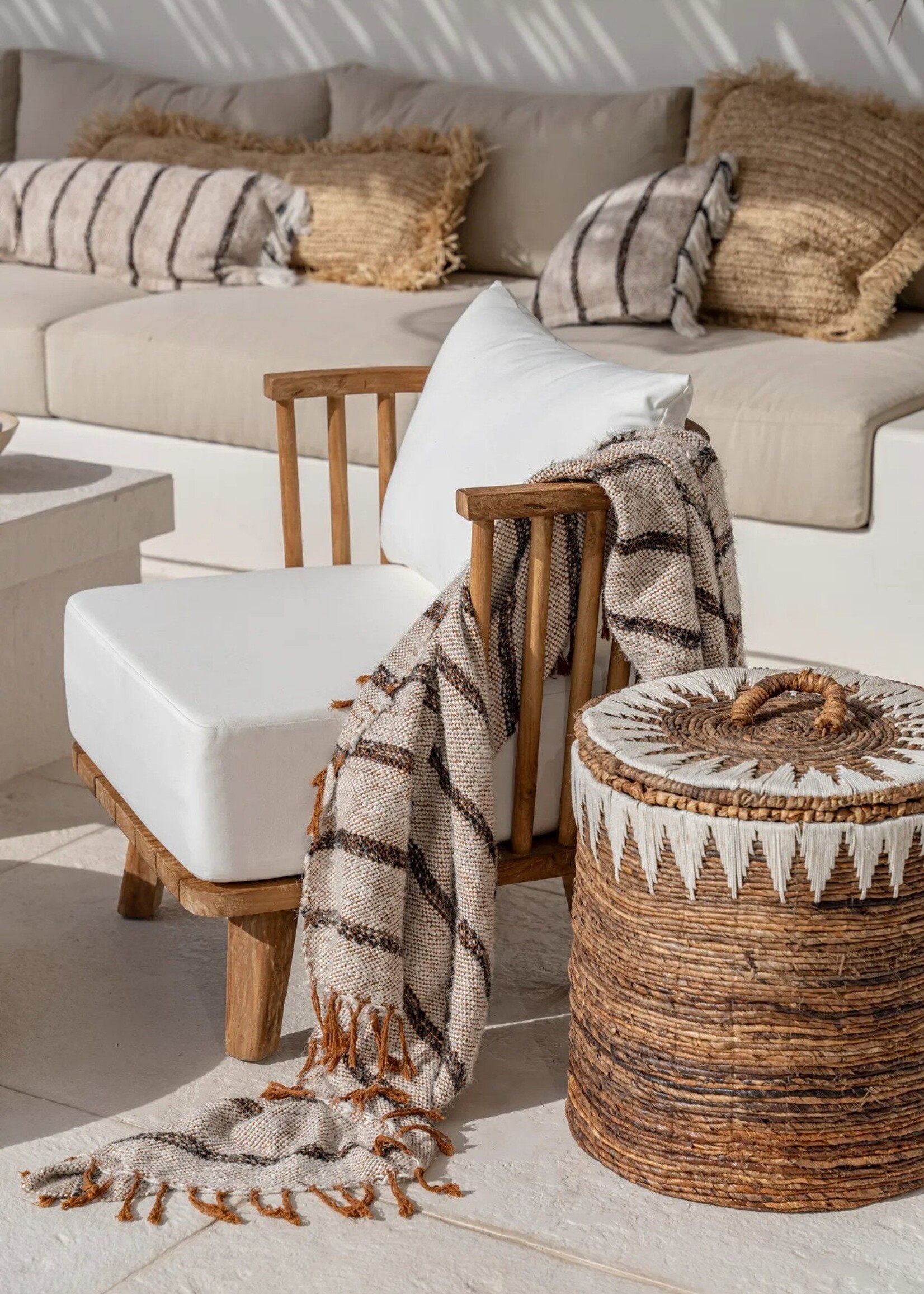 Bazar Bizar Antwerp The Malawi One Seater - Natural White