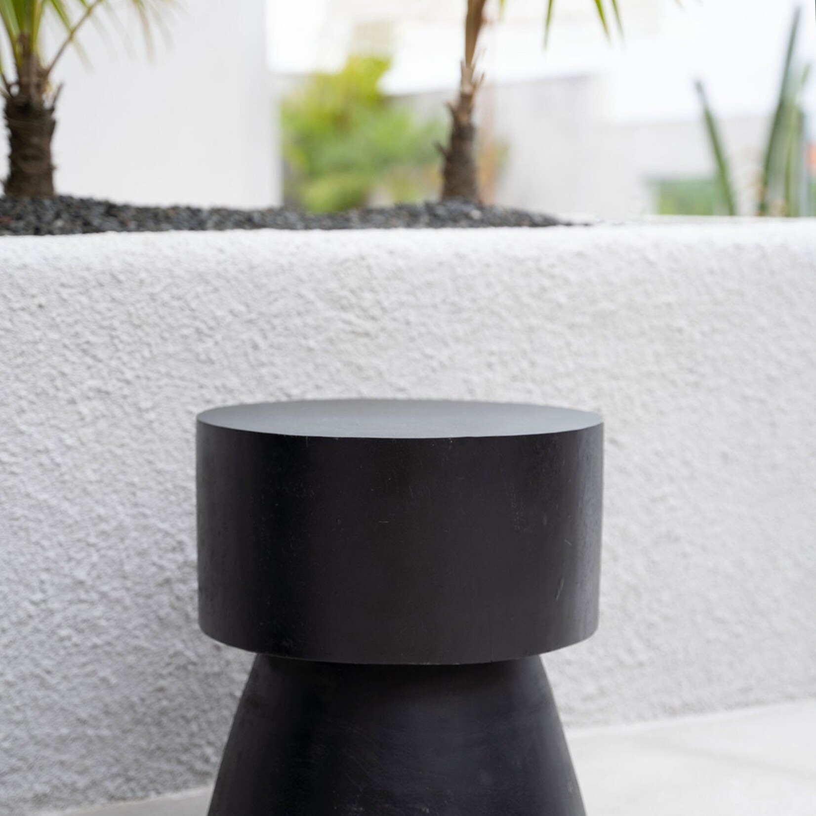 Bazar Bizar Antwerp The Warmi Stool - Black