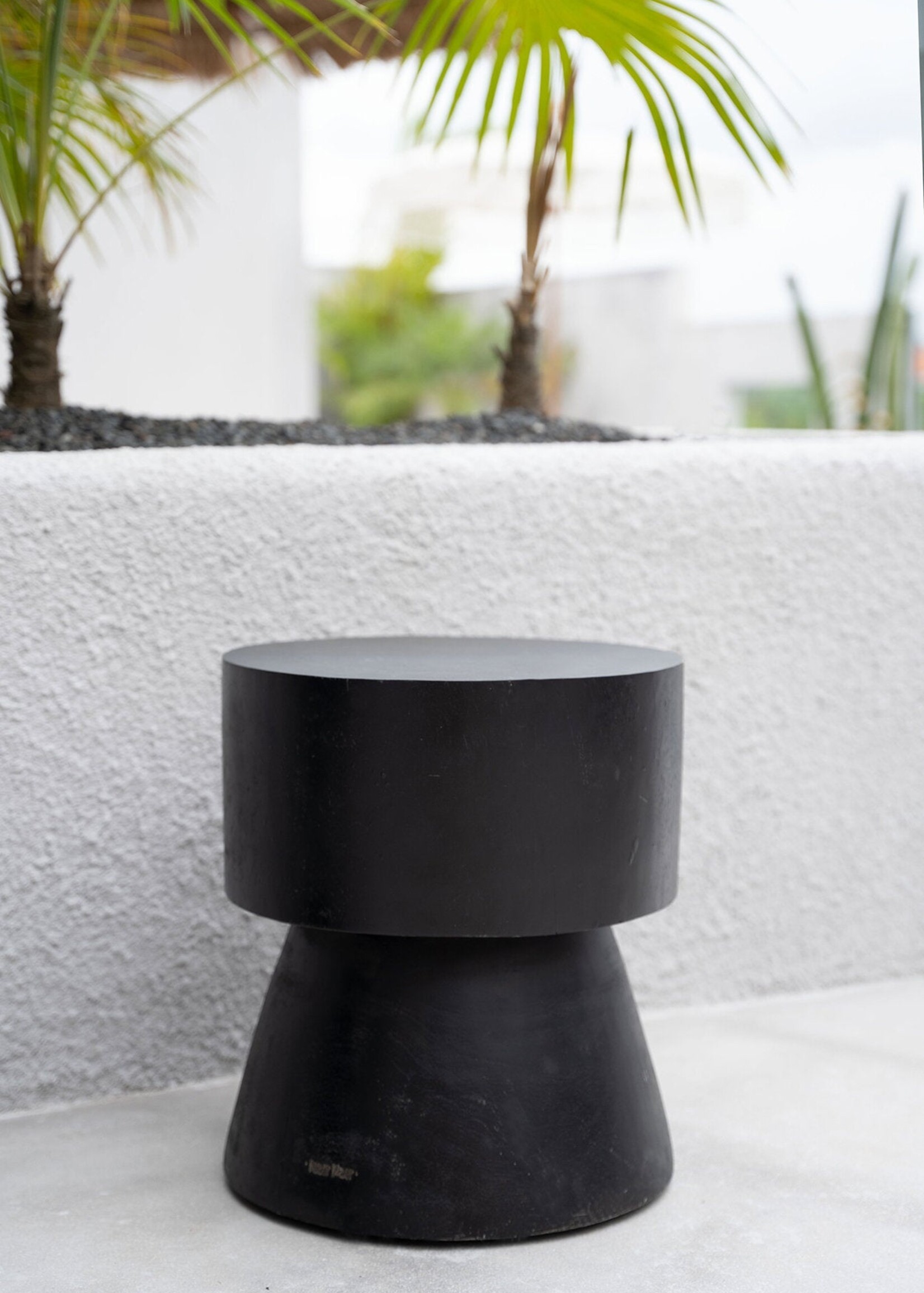 Bazar Bizar Antwerp The Warmi Stool - Black