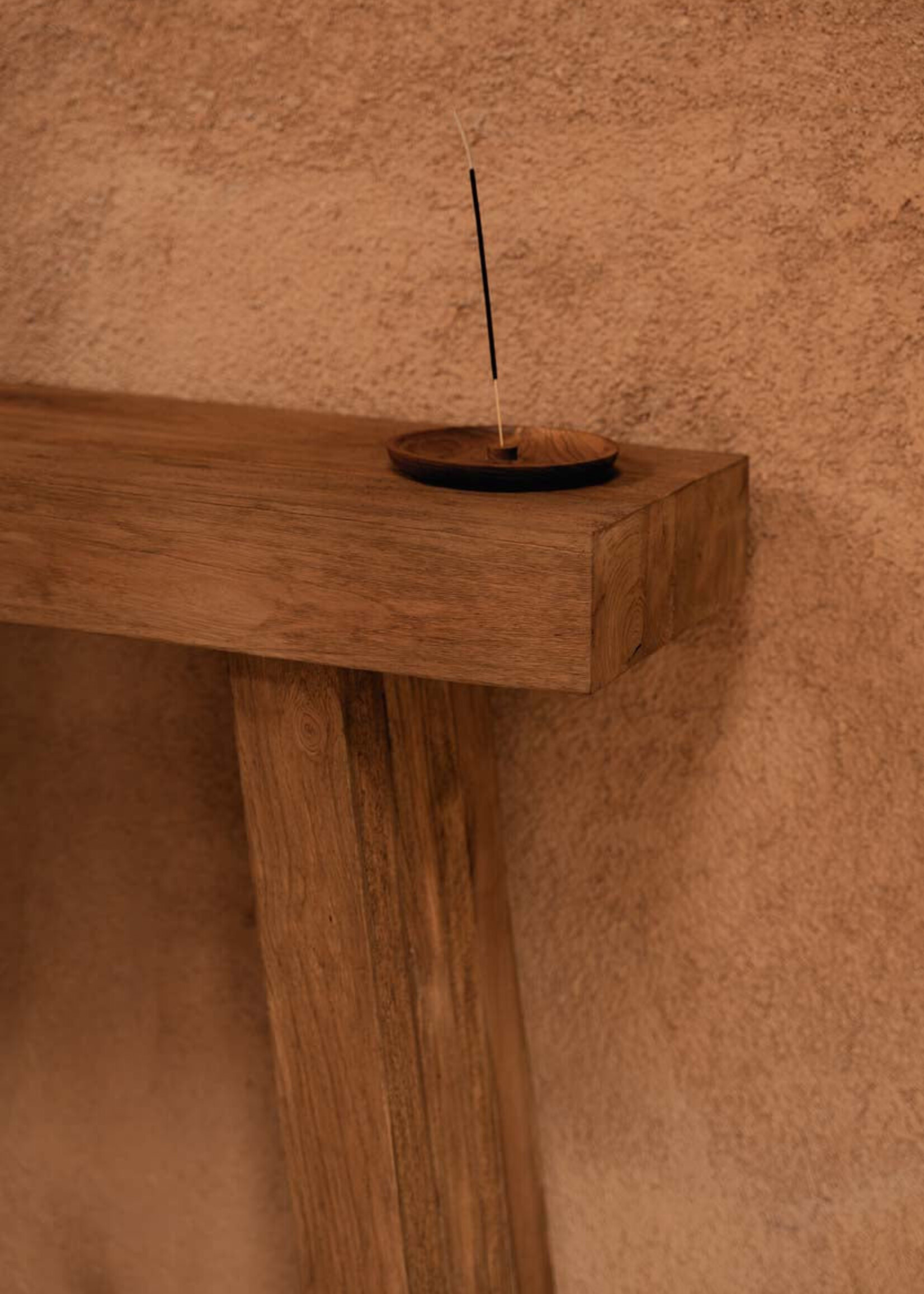 Bazar Bizar Antwerp The Stance Console - Natural