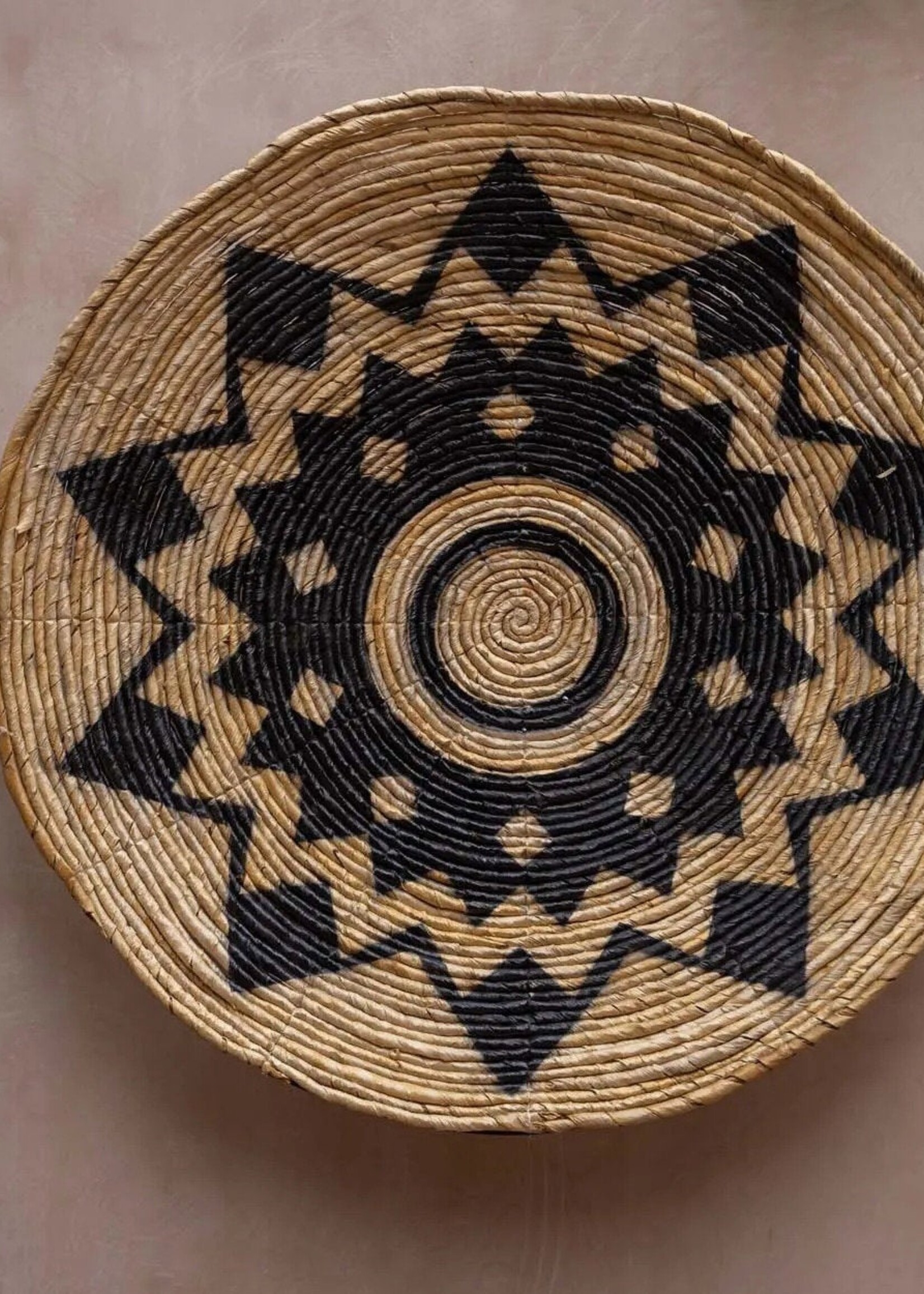 Bazar Bizar Antwerp The Aztec Plate - Large