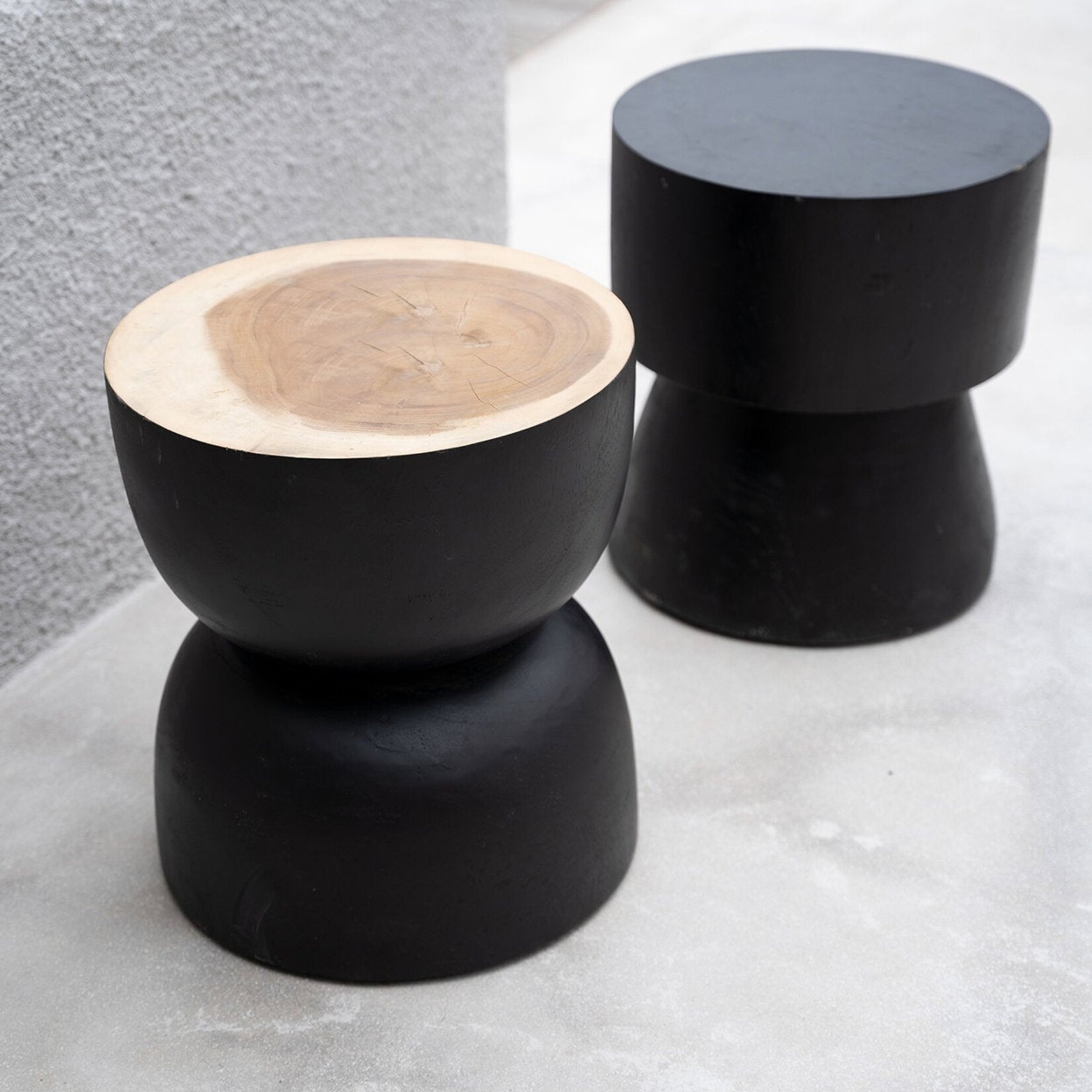 Bazar Bizar Antwerp The Warmi Stool - Black
