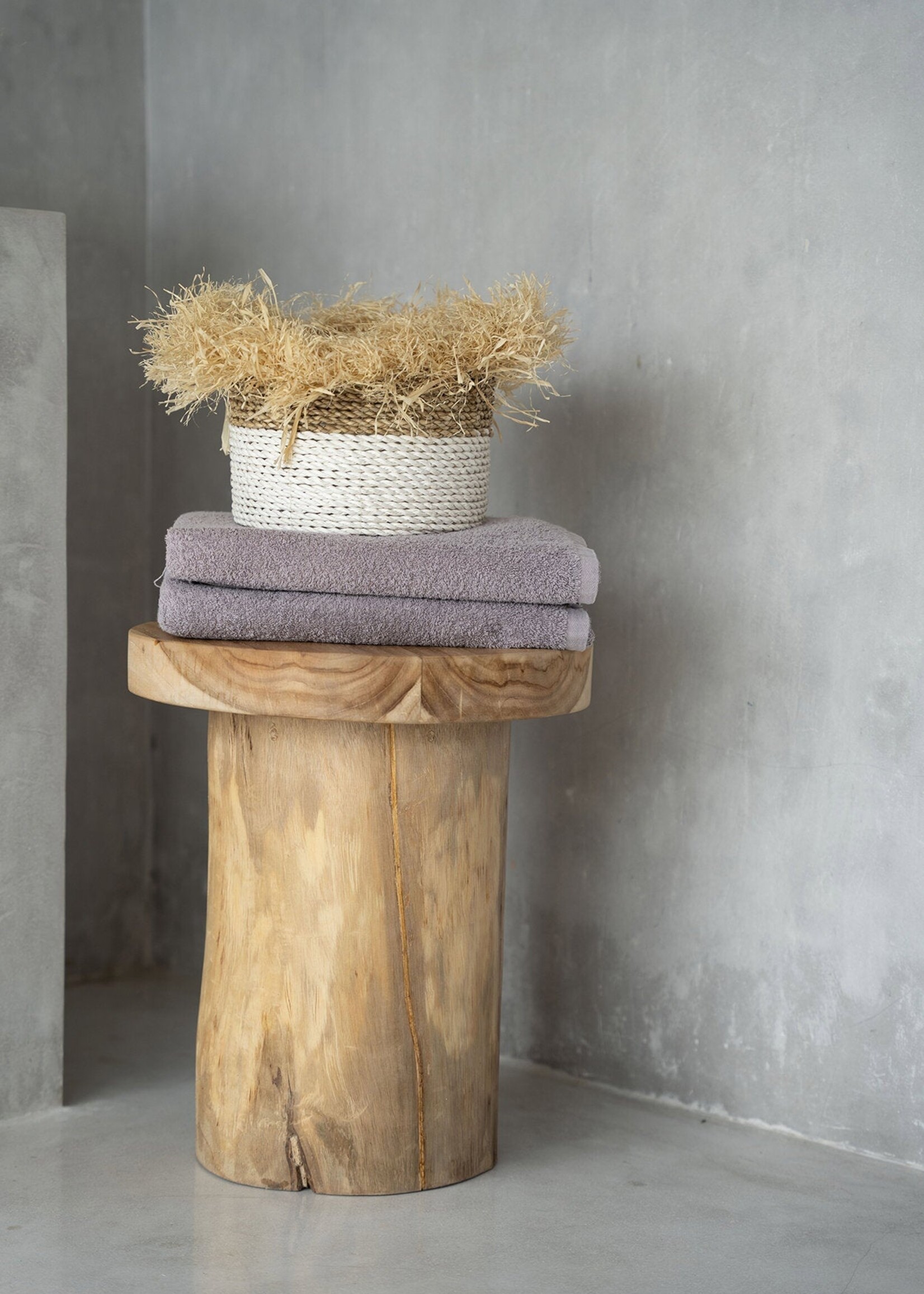 Bazar Bizar Antwerp The Quichua Side Table - Natural