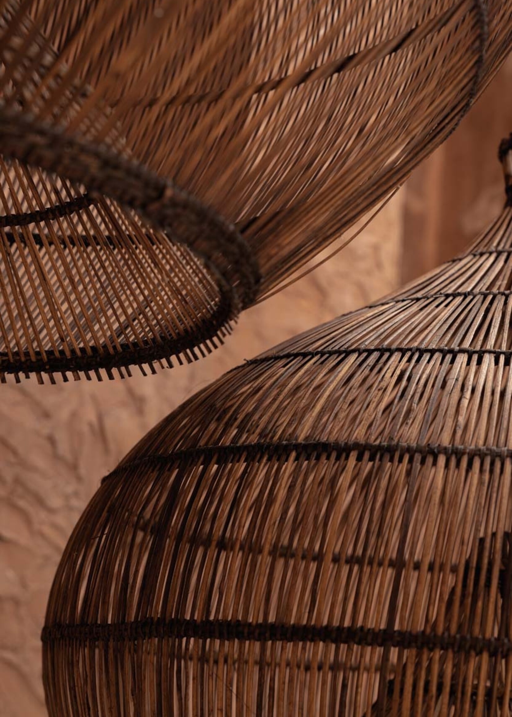 Bazar Bizar Antwerp The Desert Gourd Pendant - Dark Walnut - L