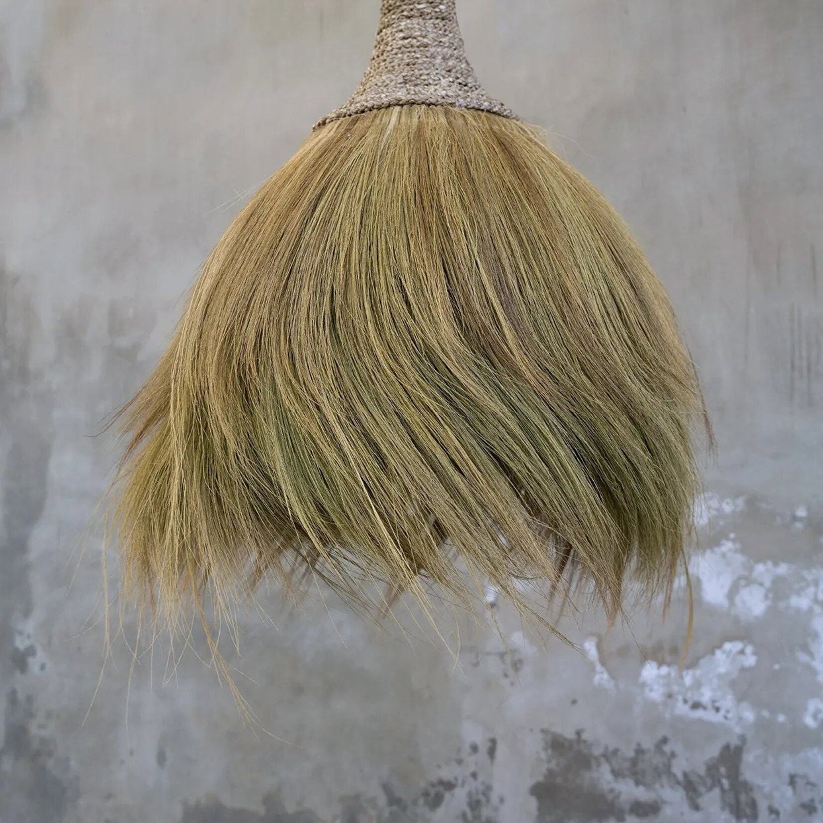 Bazar Bizar Antwerp The Makiki Pendant - Natural - L