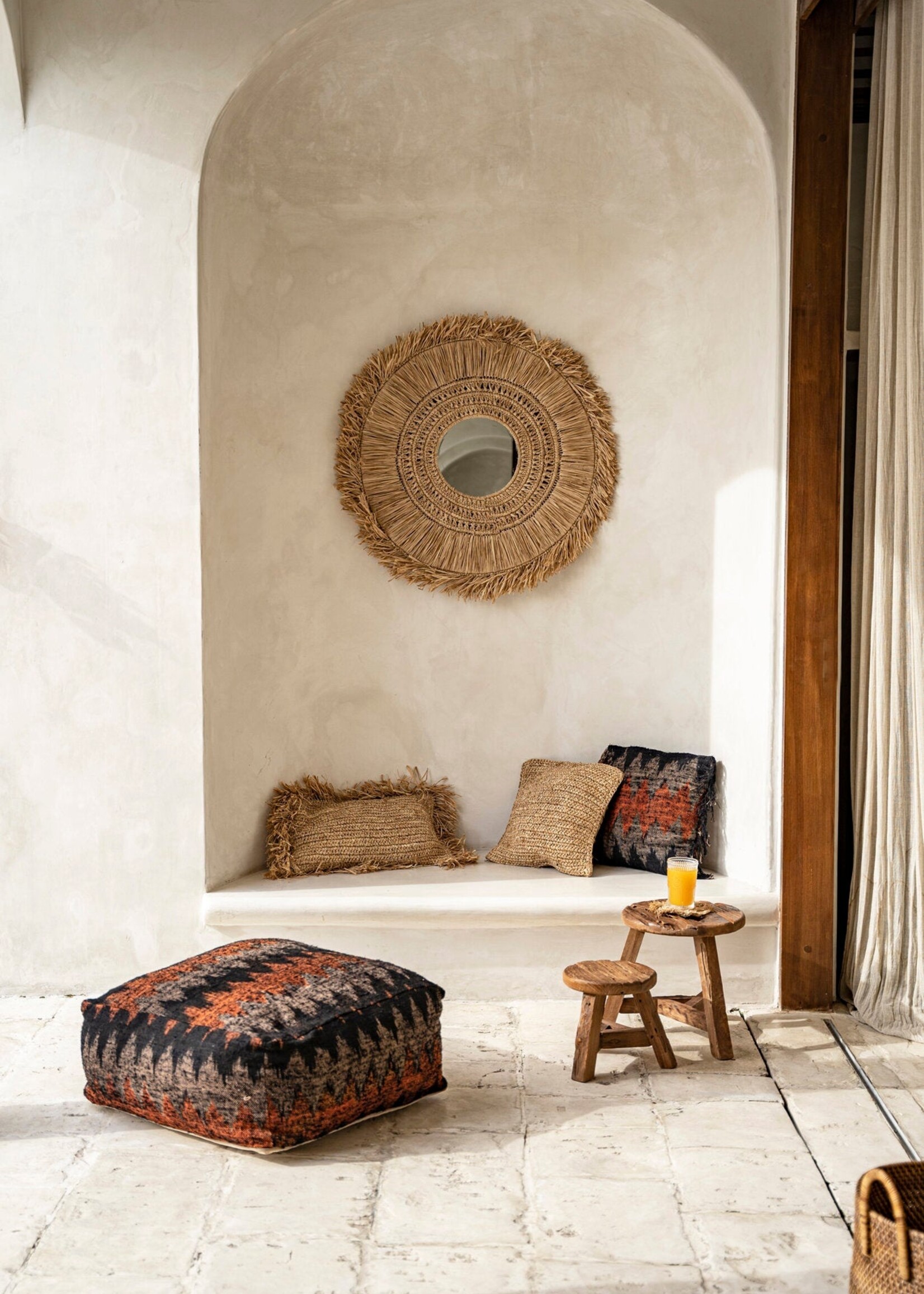 Bazar Bizar Antwerp The Yatai Stool - Natural - L