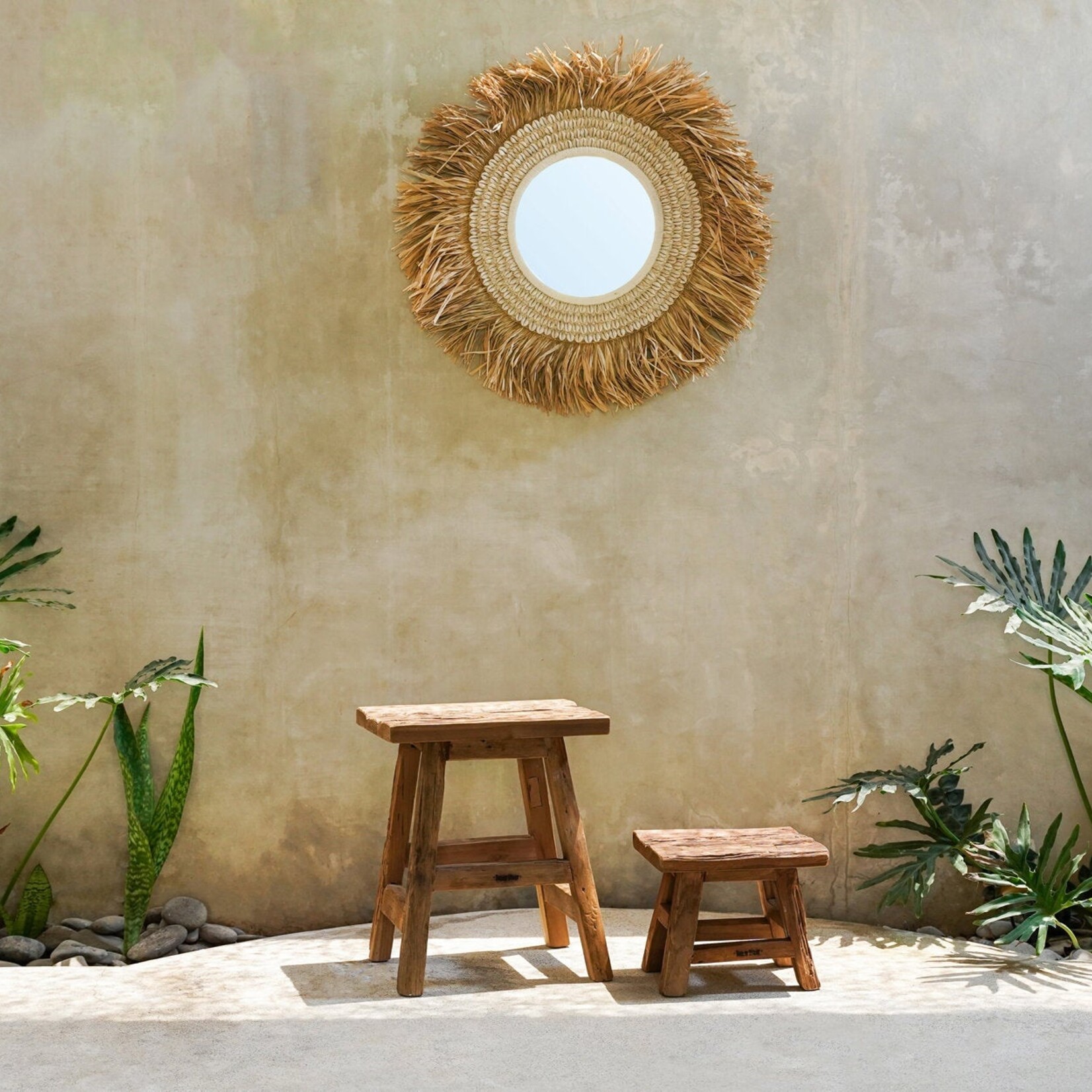 Bazar Bizar Antwerp The Yoke Stool - Natural - L