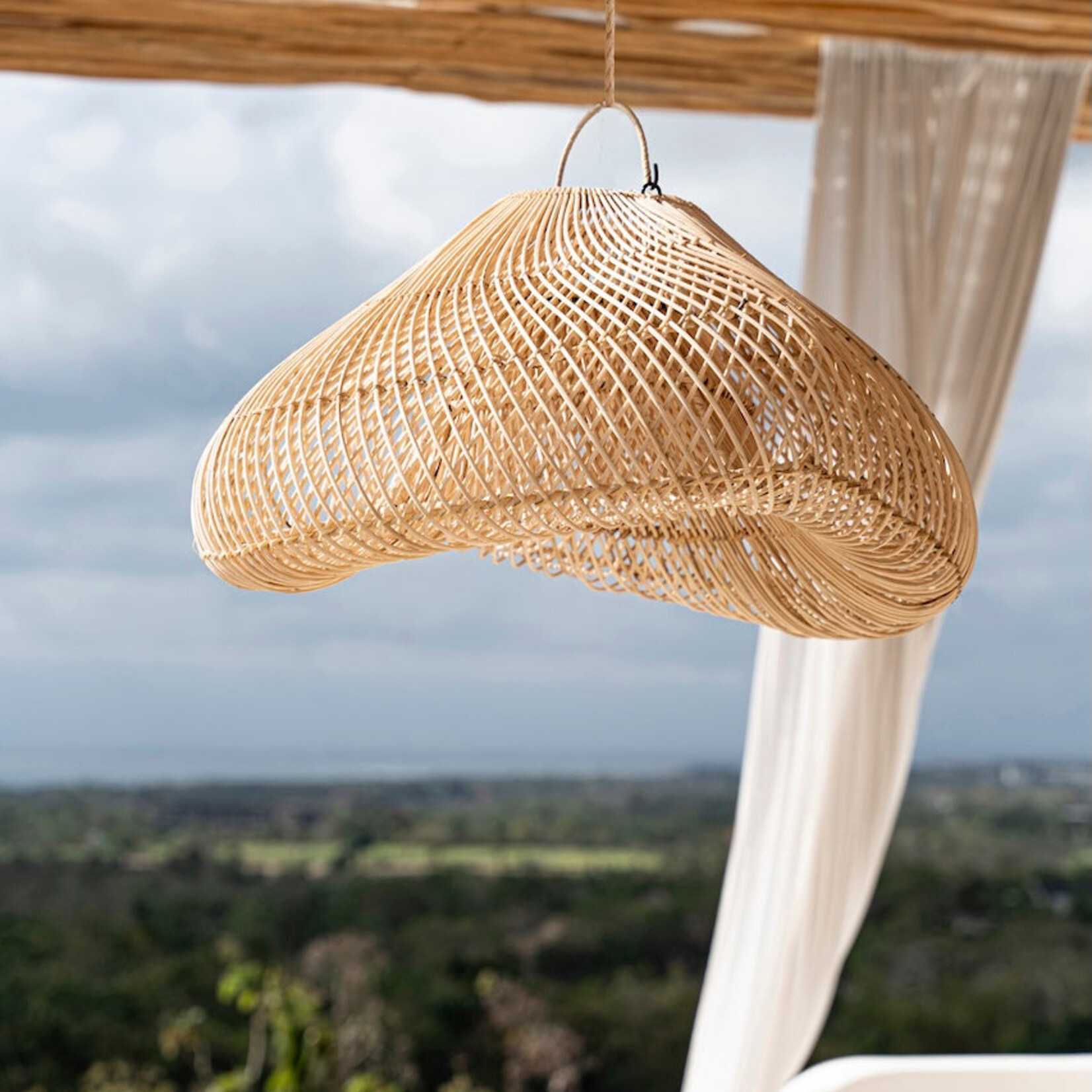 Bazar Bizar Antwerp The Cloud Pendant - Natural - L