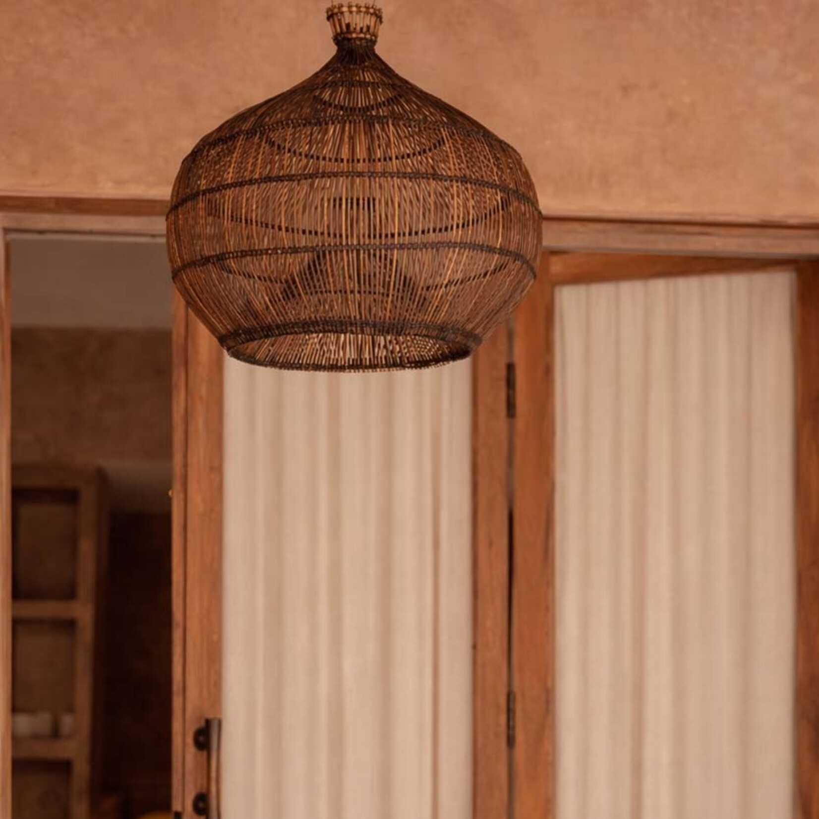 Bazar Bizar Antwerp The Desert Gourd Pendant - Dark Walnut - S