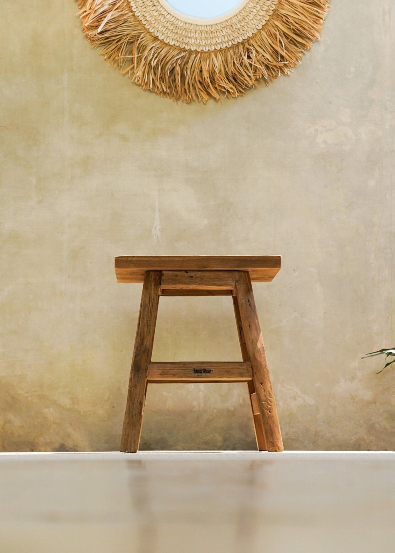 Bazar Bizar Antwerp The Yoke Stool - Natural - L